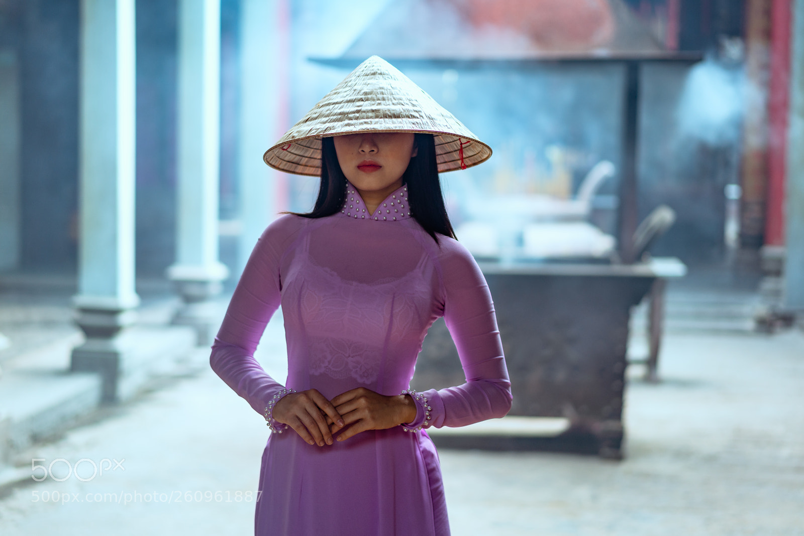 Sony a7R III sample photo. Ao dai photography