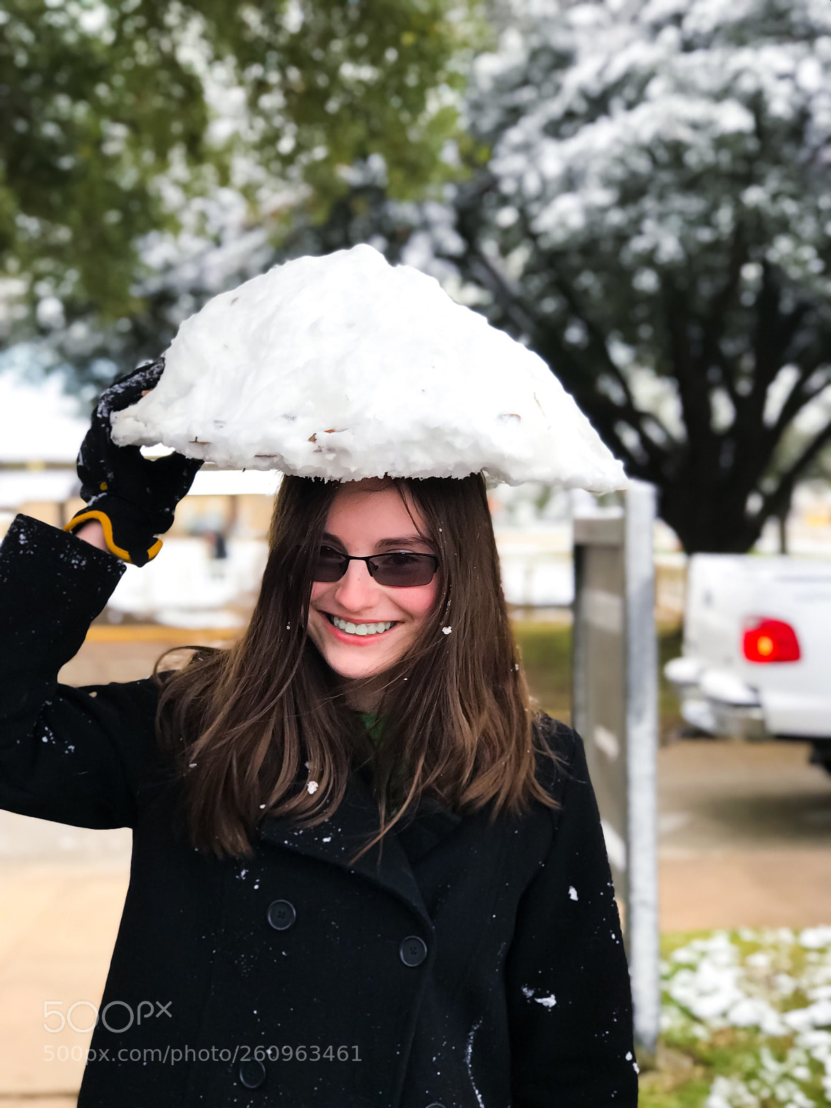 Apple iPhone 7 Plus sample photo. Snow hat photography
