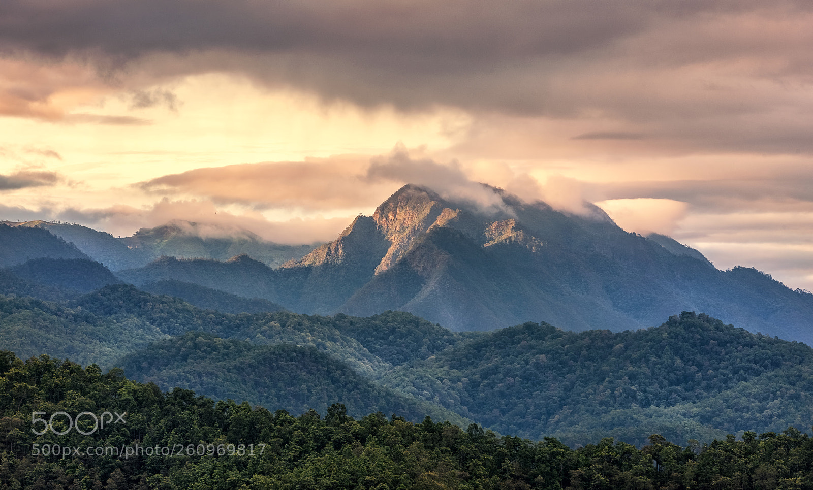 Nikon D810 sample photo. Beautiful sunlight with mountain photography