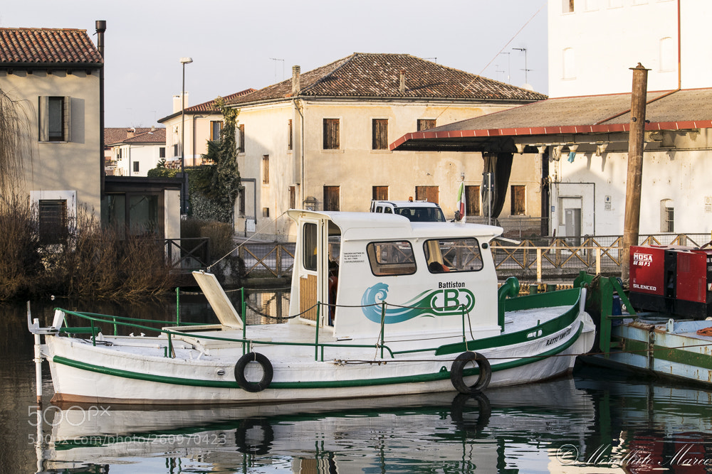 Nikon D3300 sample photo. Boat photography