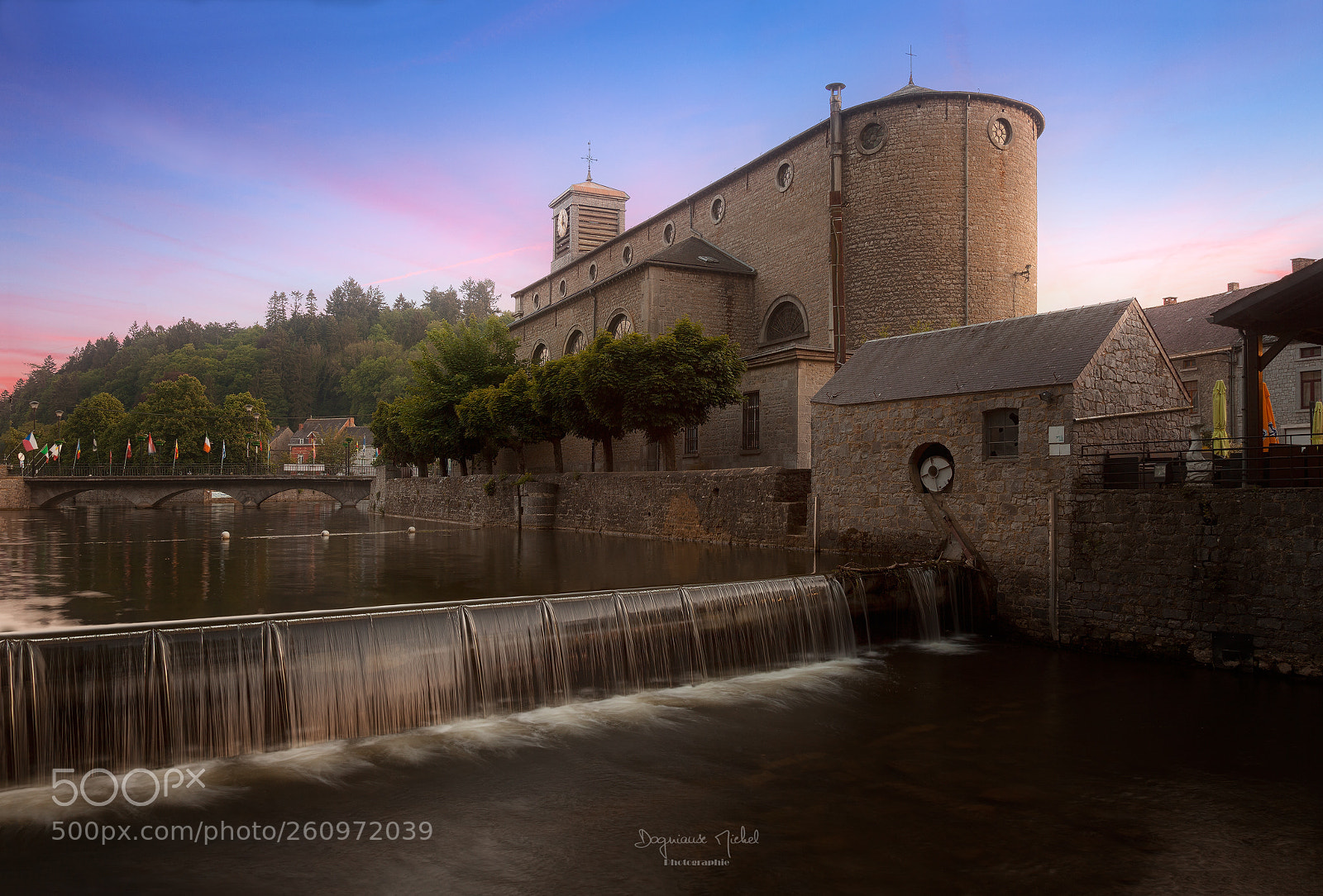Canon EOS 5D Mark II sample photo. Nismes the church and photography