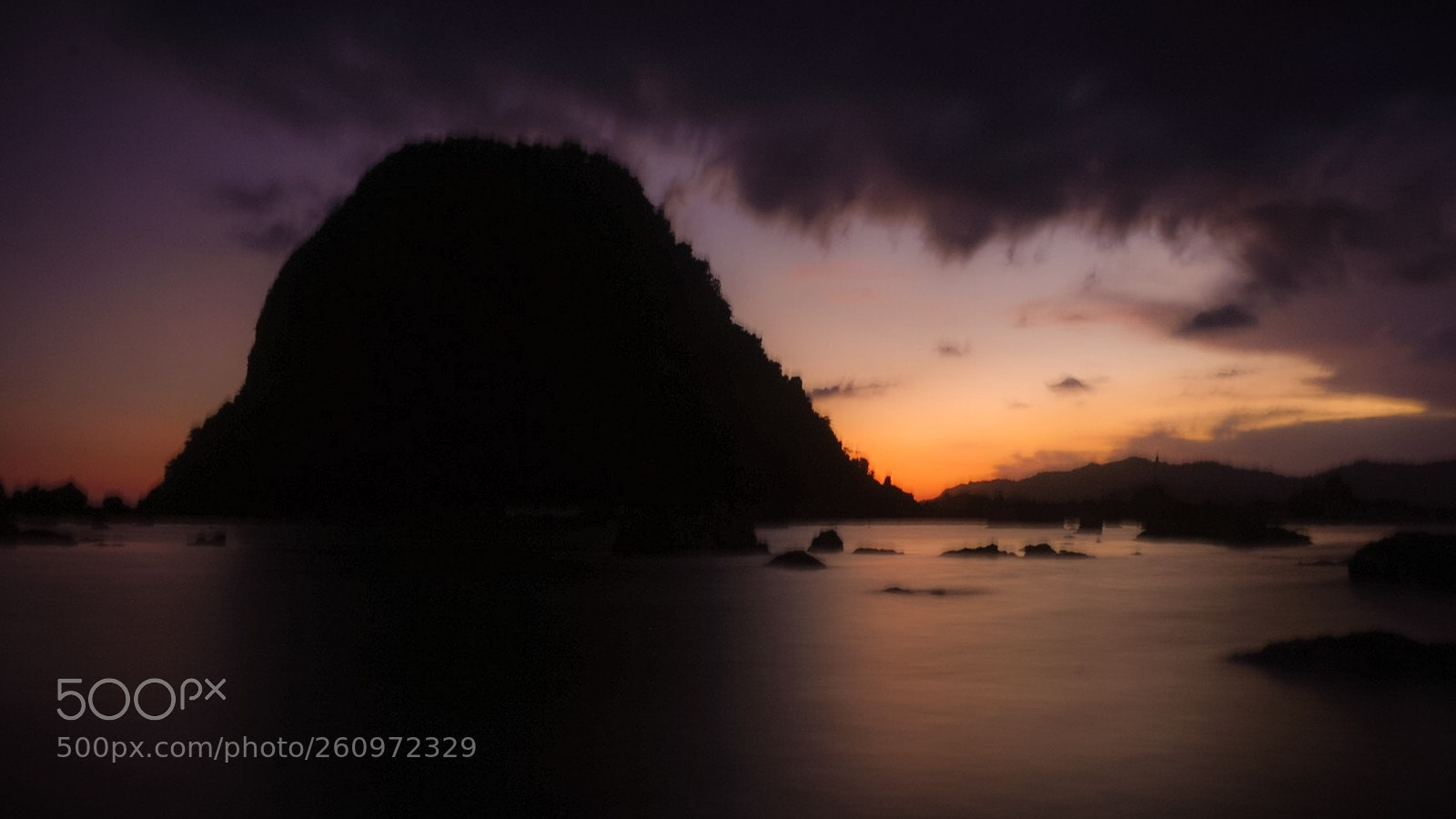 Sony a6300 sample photo. Red island photography