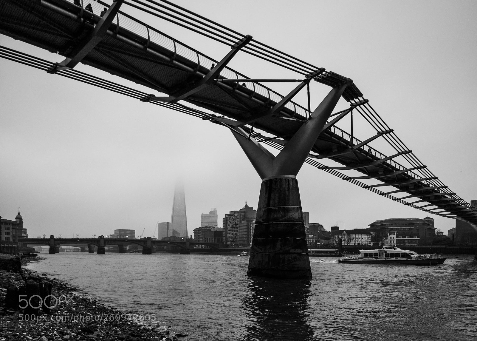 Canon EOS 70D sample photo. Coastal b&w photography