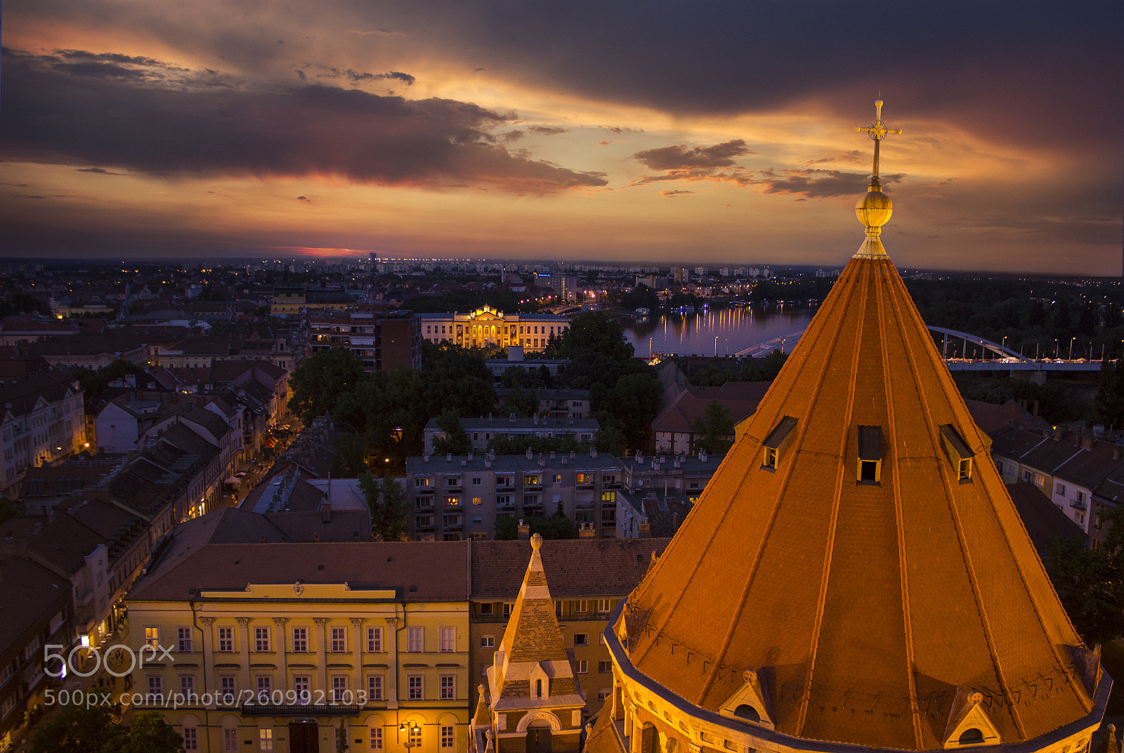 Canon EOS 600D (Rebel EOS T3i / EOS Kiss X5) sample photo. Szeged city landscape photography