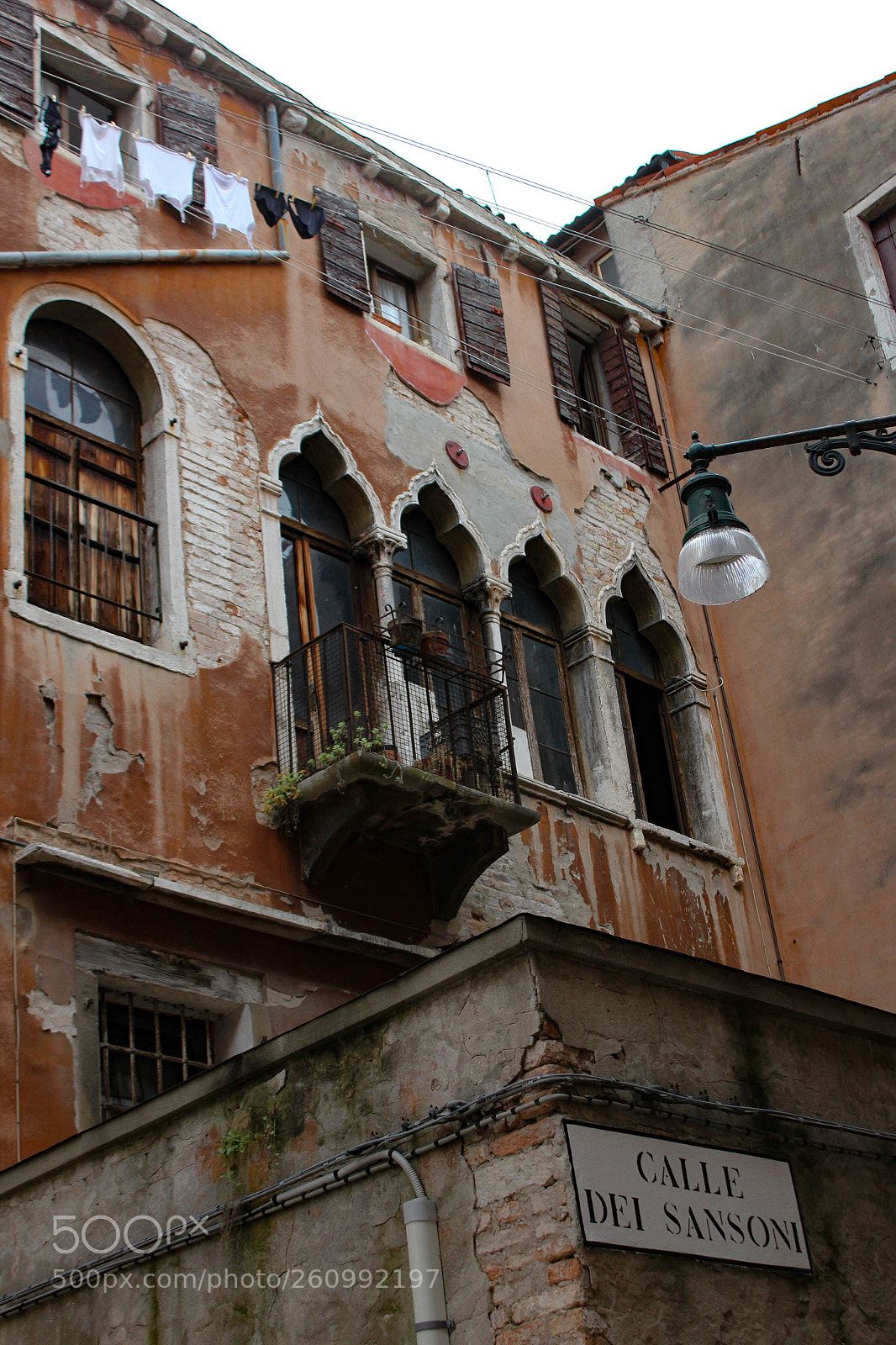 Canon EOS 550D (EOS Rebel T2i / EOS Kiss X4) sample photo. Street in venice photography