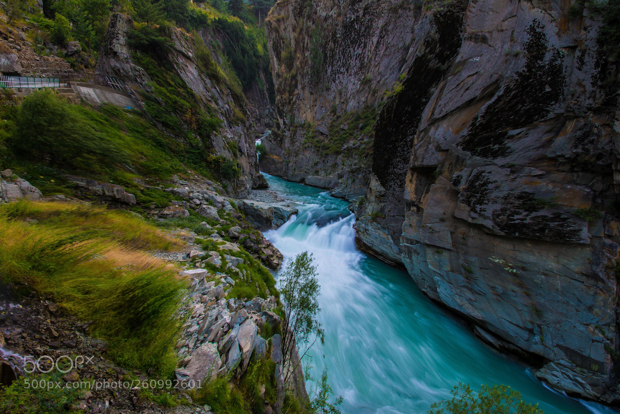 Nikon D600 sample photo. Gushing stream photography