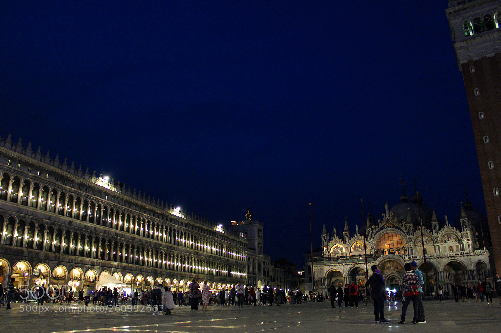 Canon EOS 550D (EOS Rebel T2i / EOS Kiss X4) sample photo. Piazza san marco by photography