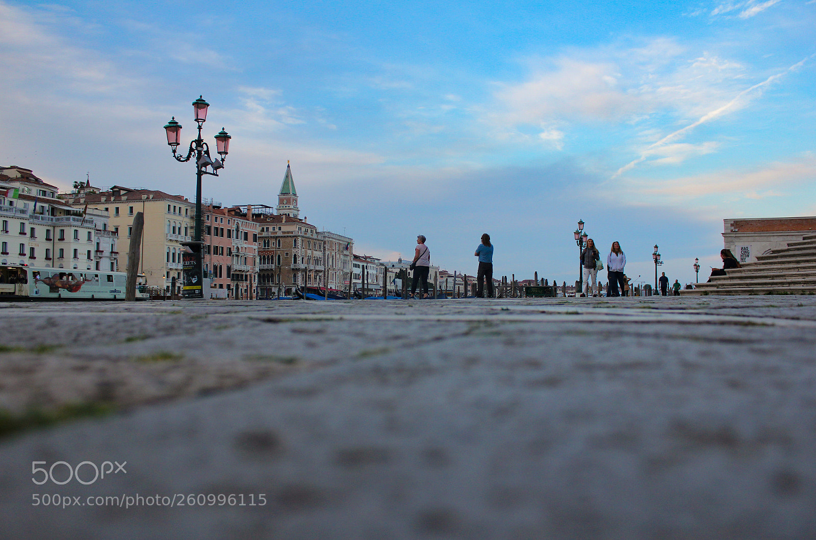 Canon EOS 550D (EOS Rebel T2i / EOS Kiss X4) sample photo. Venice from the ground photography
