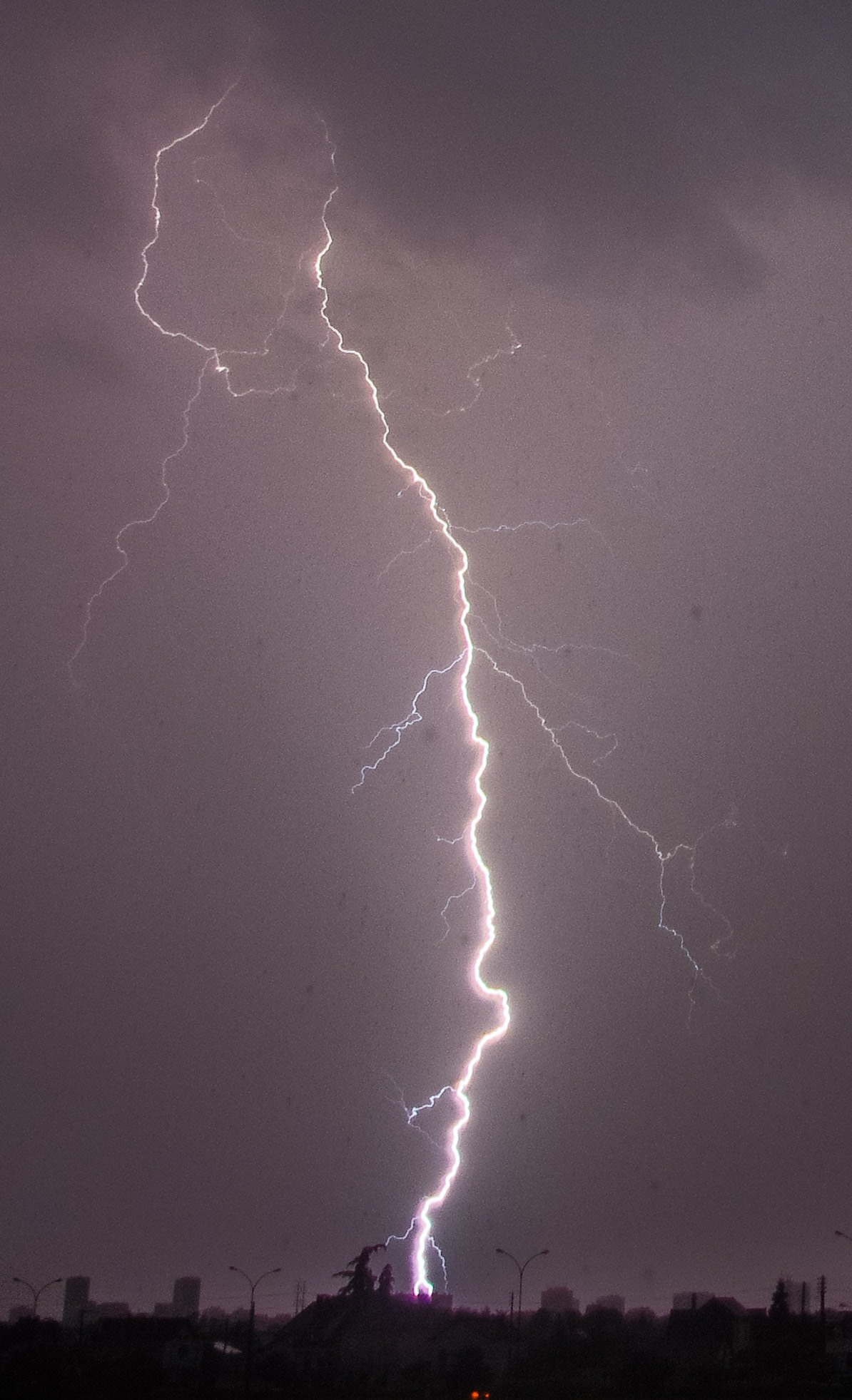 Pentax K-5 IIs sample photo. Thunder behind massy-palaiseau 29/05/2018 photography