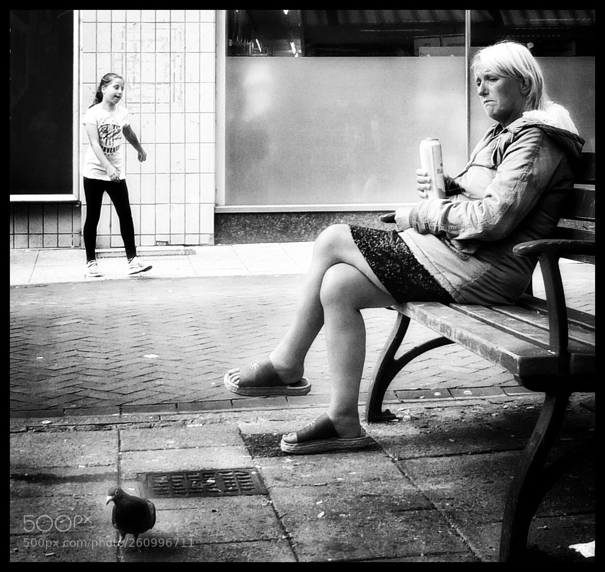 Fujifilm X10 sample photo. To be young and photography