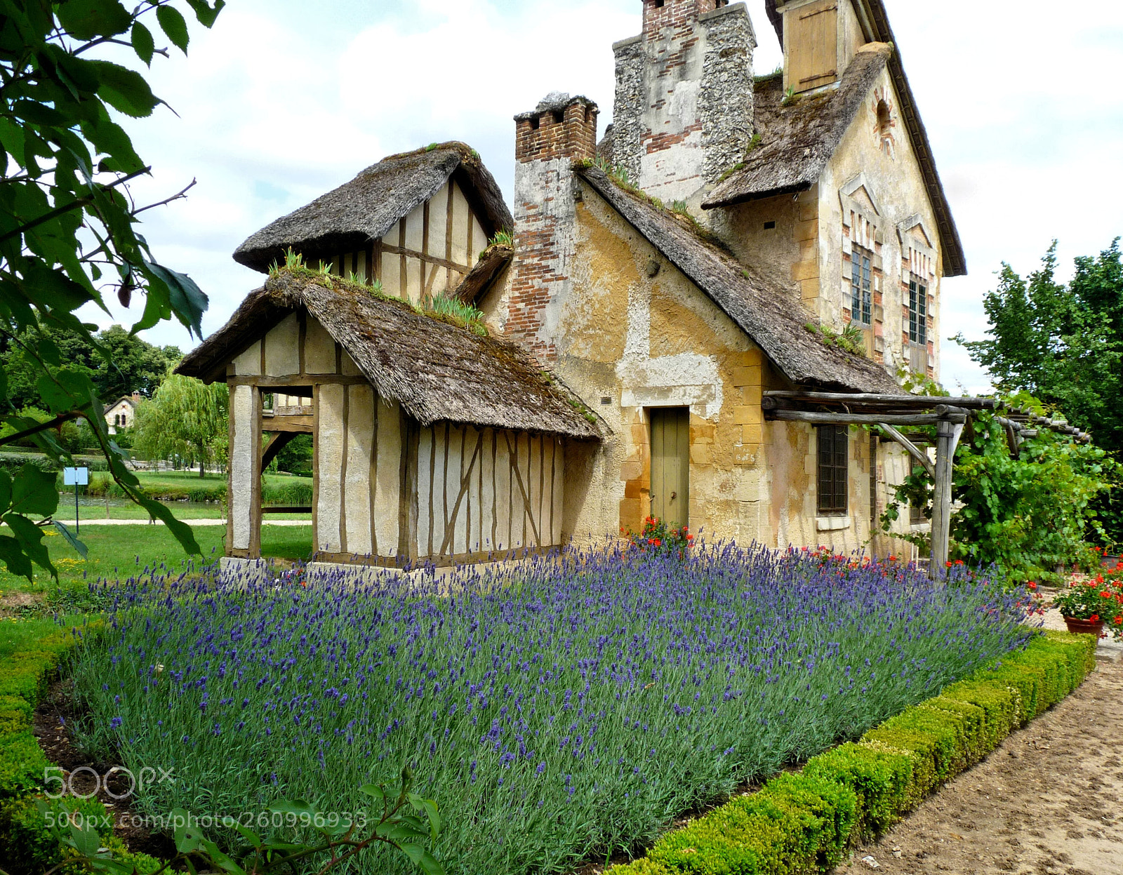 Panasonic Lumix DMC-FZ28 sample photo. Hameau de la reine photography