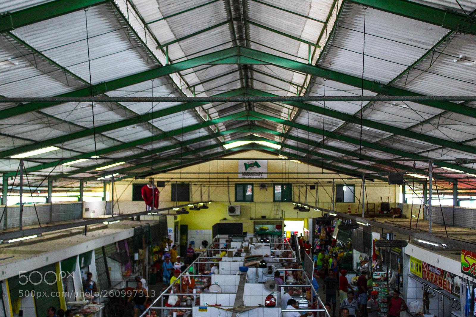 Canon EOS 1300D (EOS Rebel T6 / EOS Kiss X80) sample photo. Mercado público photography