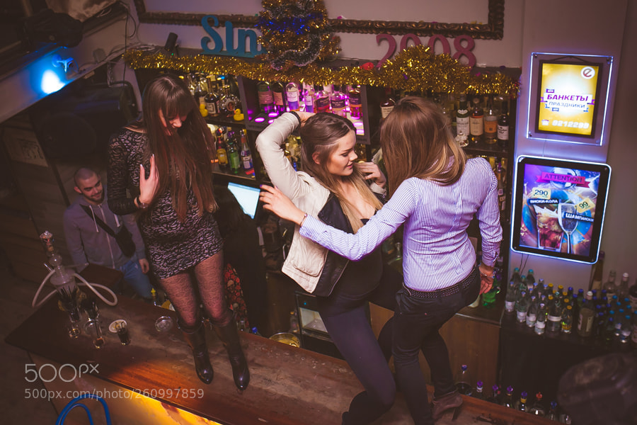 Canon EOS 5D Mark II sample photo. Night life.... photography