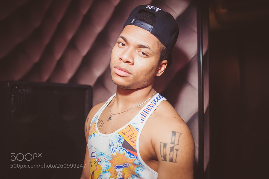 Canon EOS 5D Mark II sample photo. Night life... photography