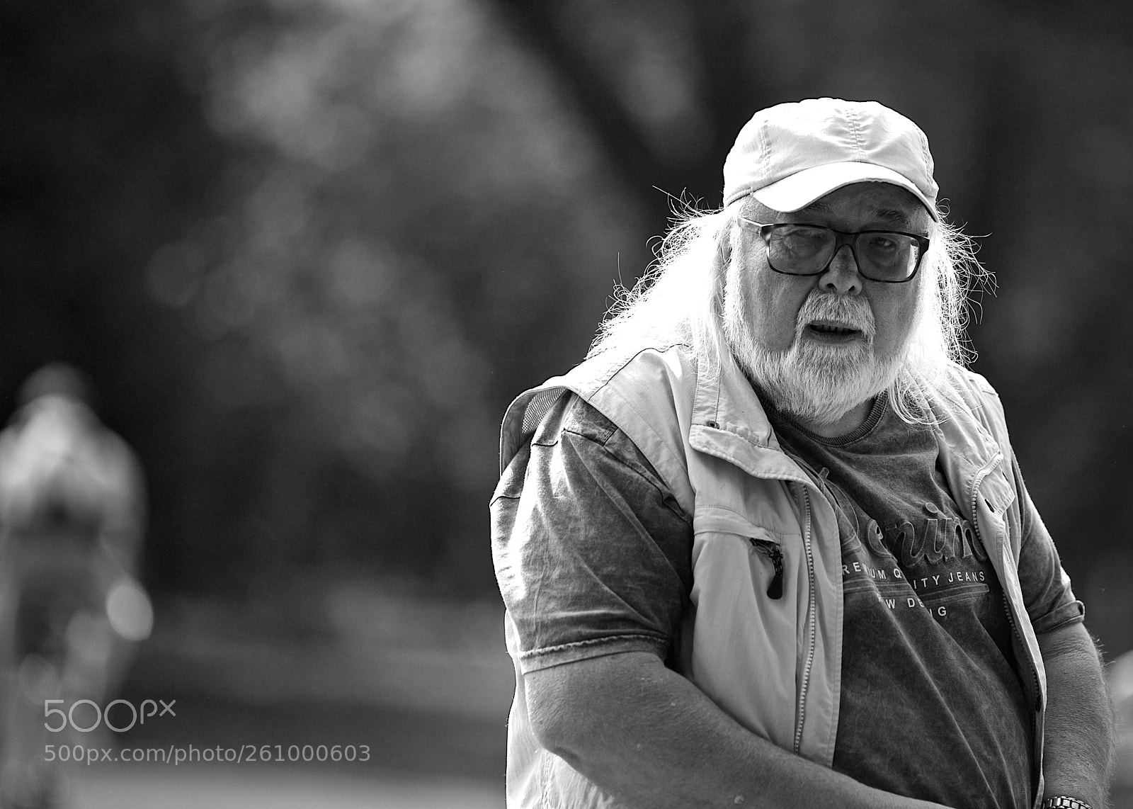 Canon EOS 5DS R sample photo. Street mai prague photography