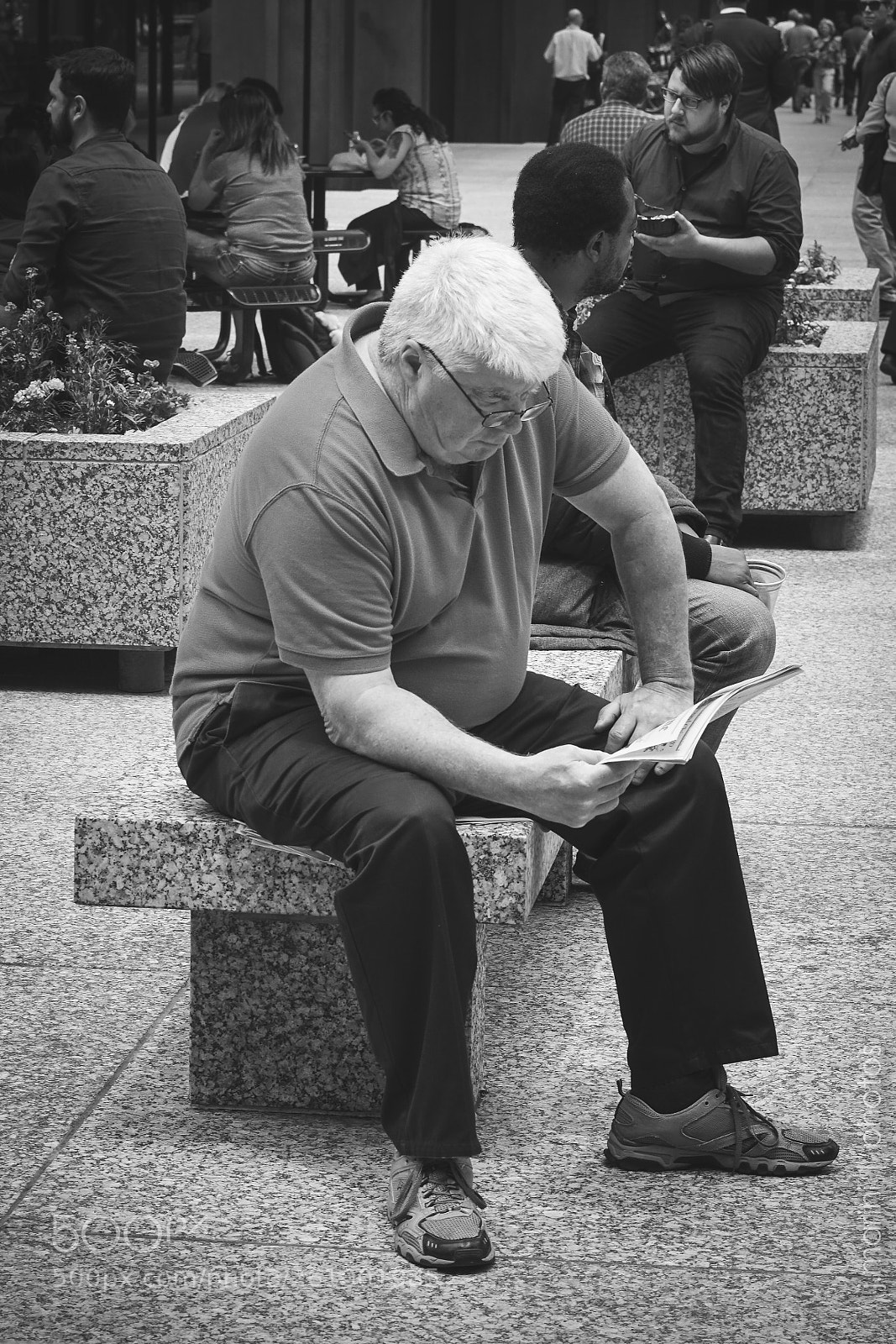 Sony a6000 sample photo. Reading at lunch photography