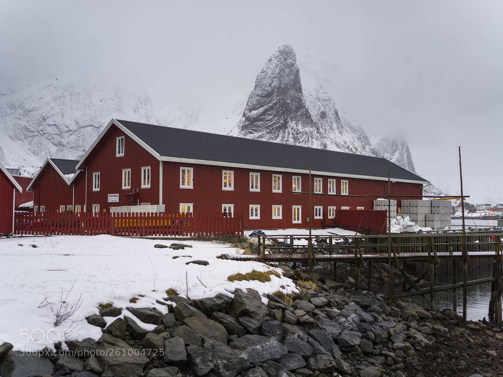 Hasselblad X1D-50c sample photo. Fishermen houses with snowcapped photography