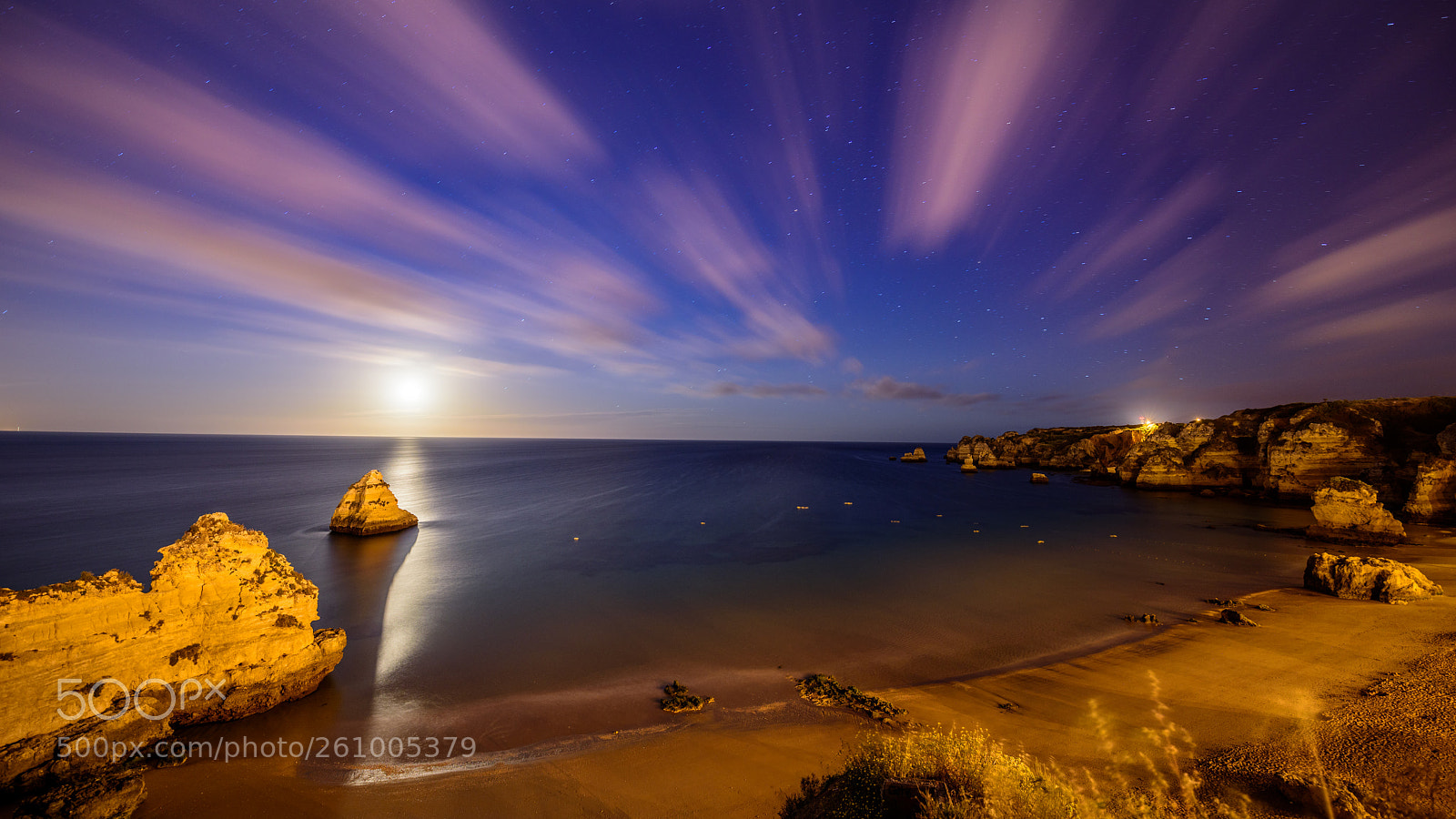 Nikon D810 sample photo. Moonrise on praia dona photography