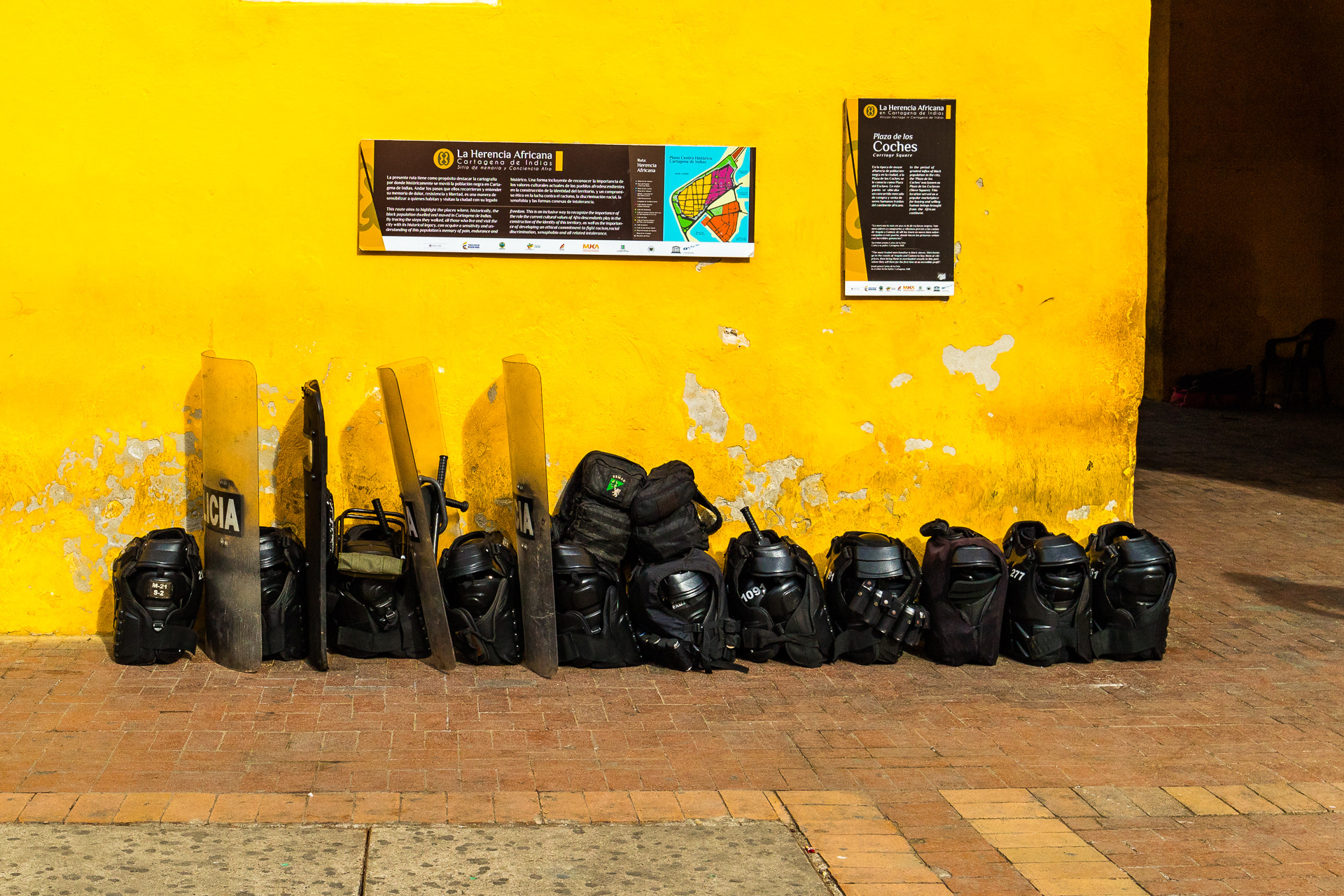 Canon EOS M3 sample photo. Body armour photography