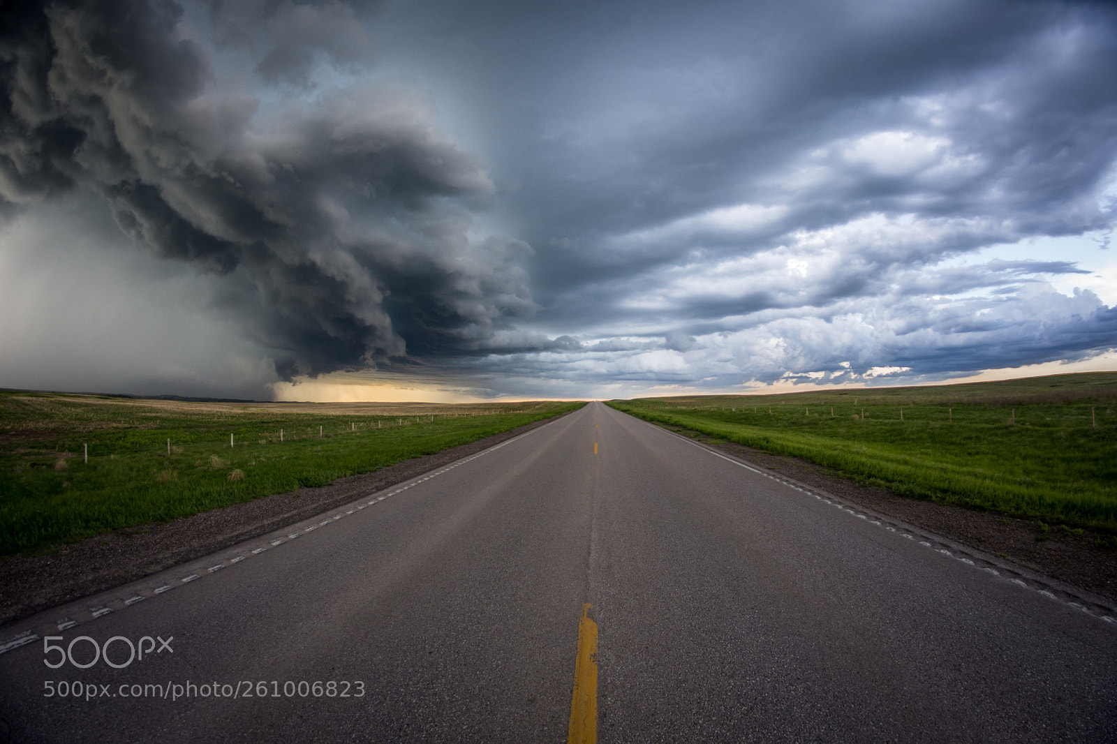 Nikon D7200 sample photo. Storm crossing the road photography