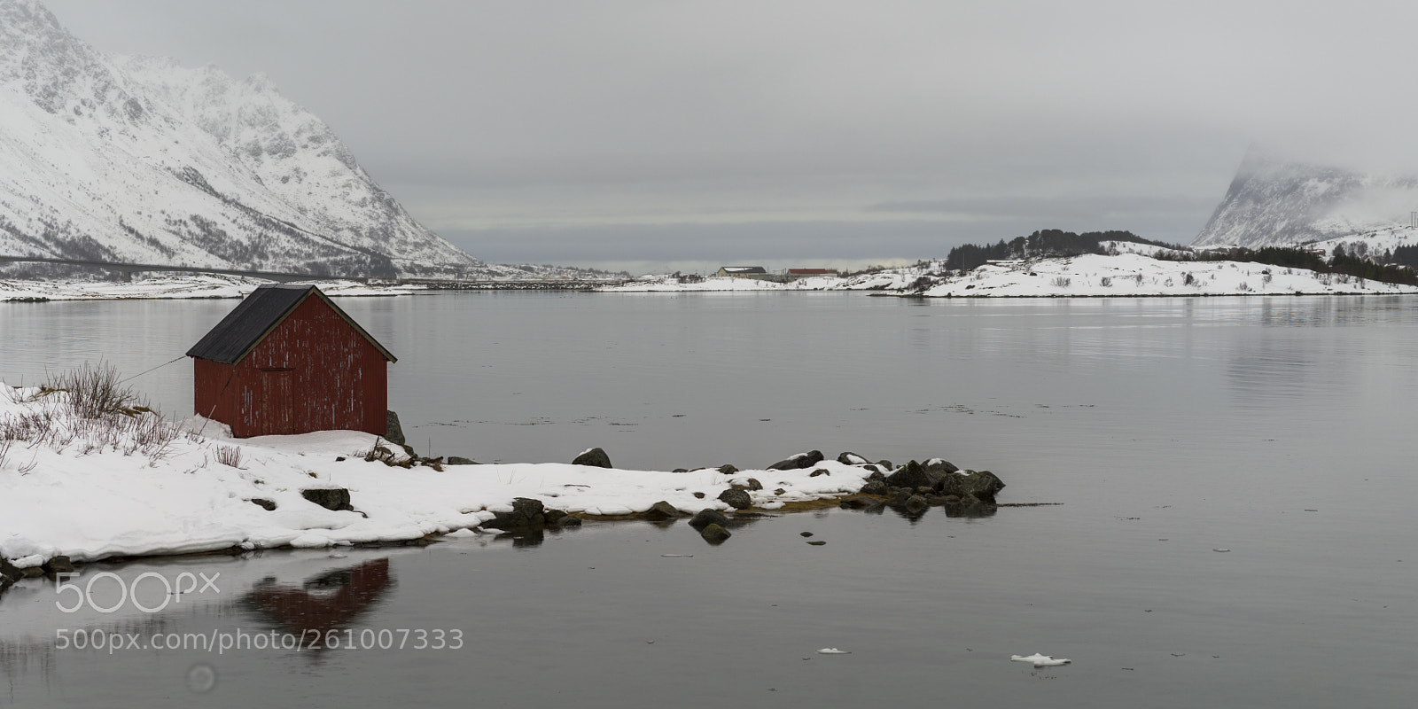 Hasselblad X1D-50c sample photo. Log cabin at coast photography
