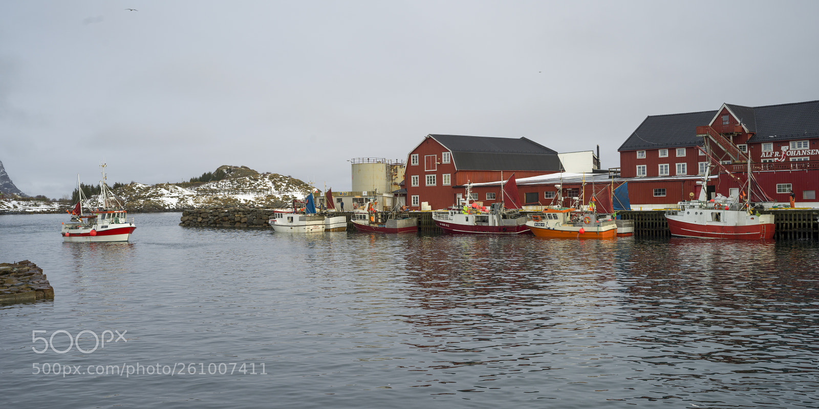 Hasselblad X1D-50c sample photo. Fishing boats in sea photography
