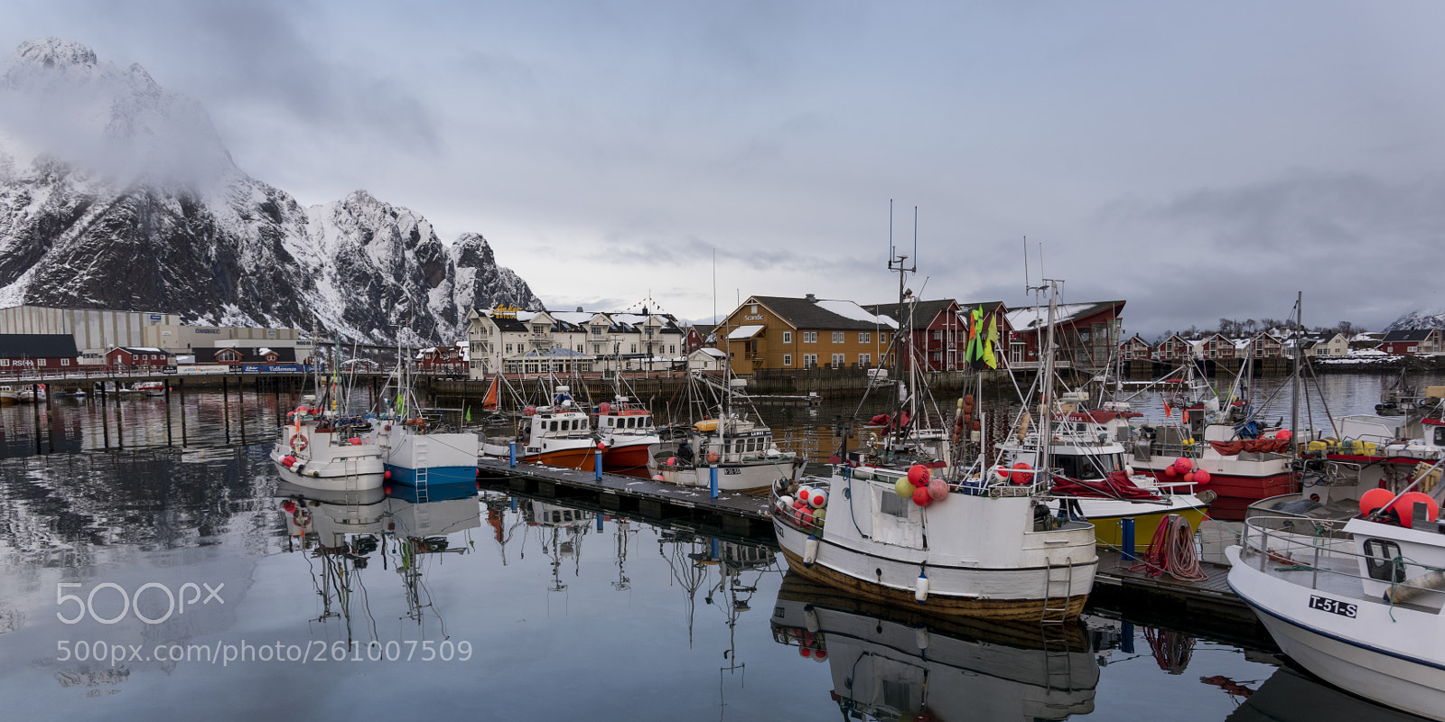 Nikon D810 sample photo. Fishing boats at harbor photography