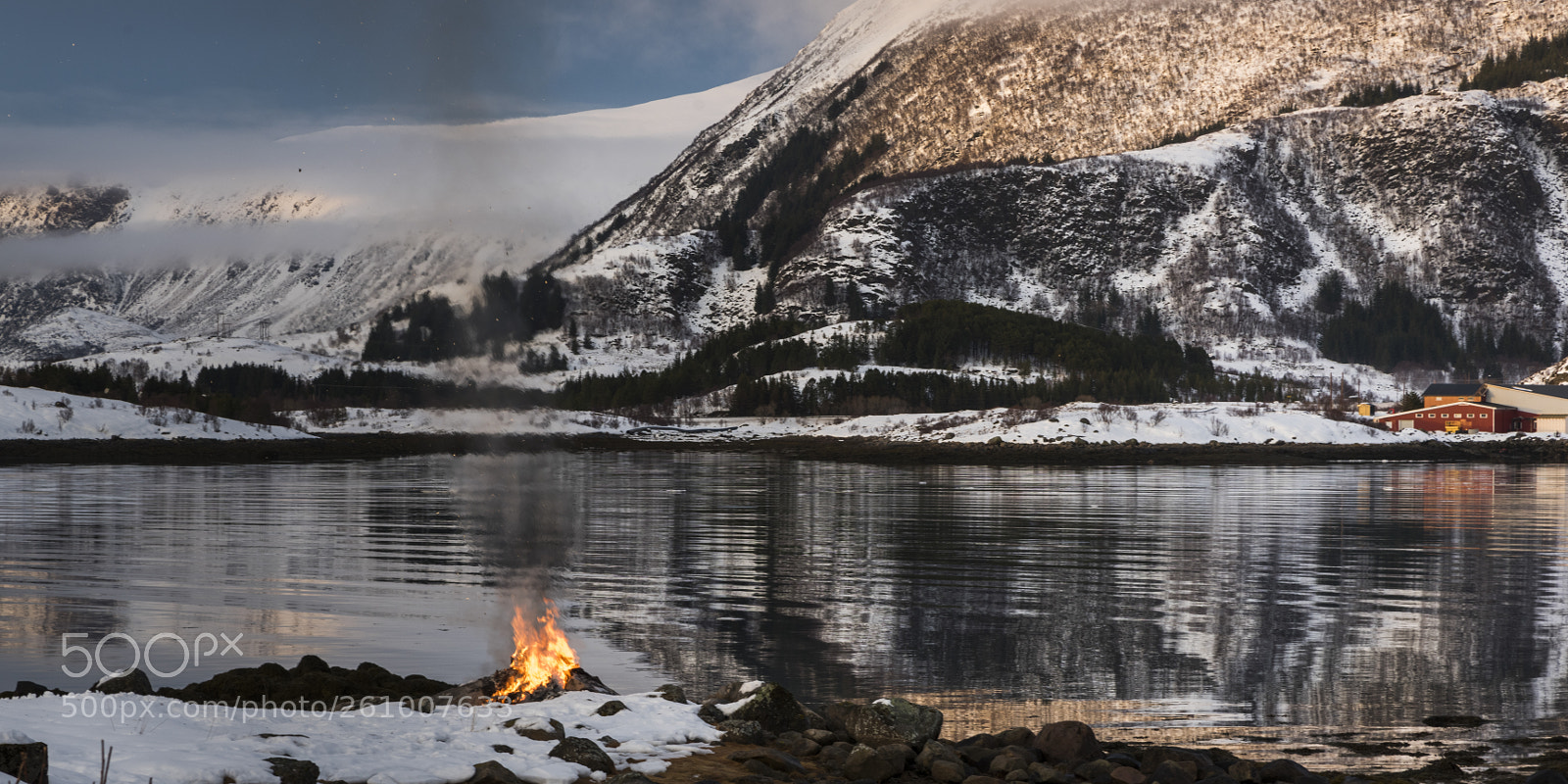 Nikon D810 sample photo. Bonfire at coast with photography