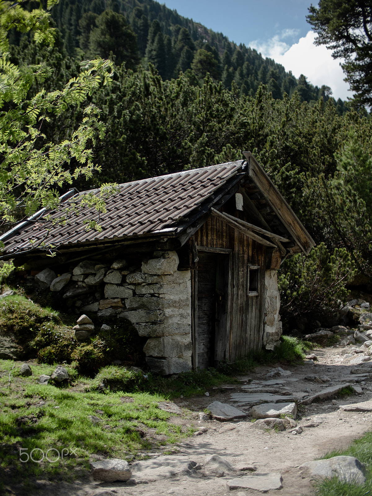Olympus PEN-F sample photo. Hut in the mountains photography