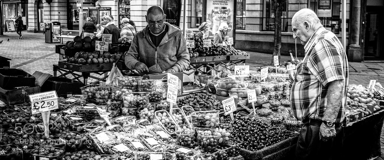 Sony ILCA-77M2 sample photo. Market stall, nottingham photography