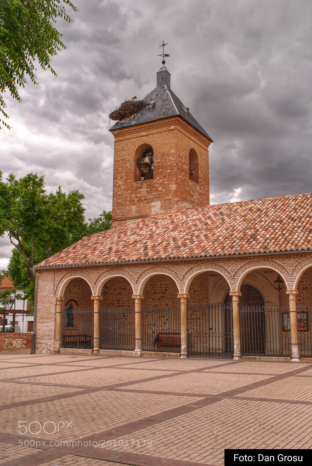 Nikon D3000 sample photo. Parroquia de san miguel photography