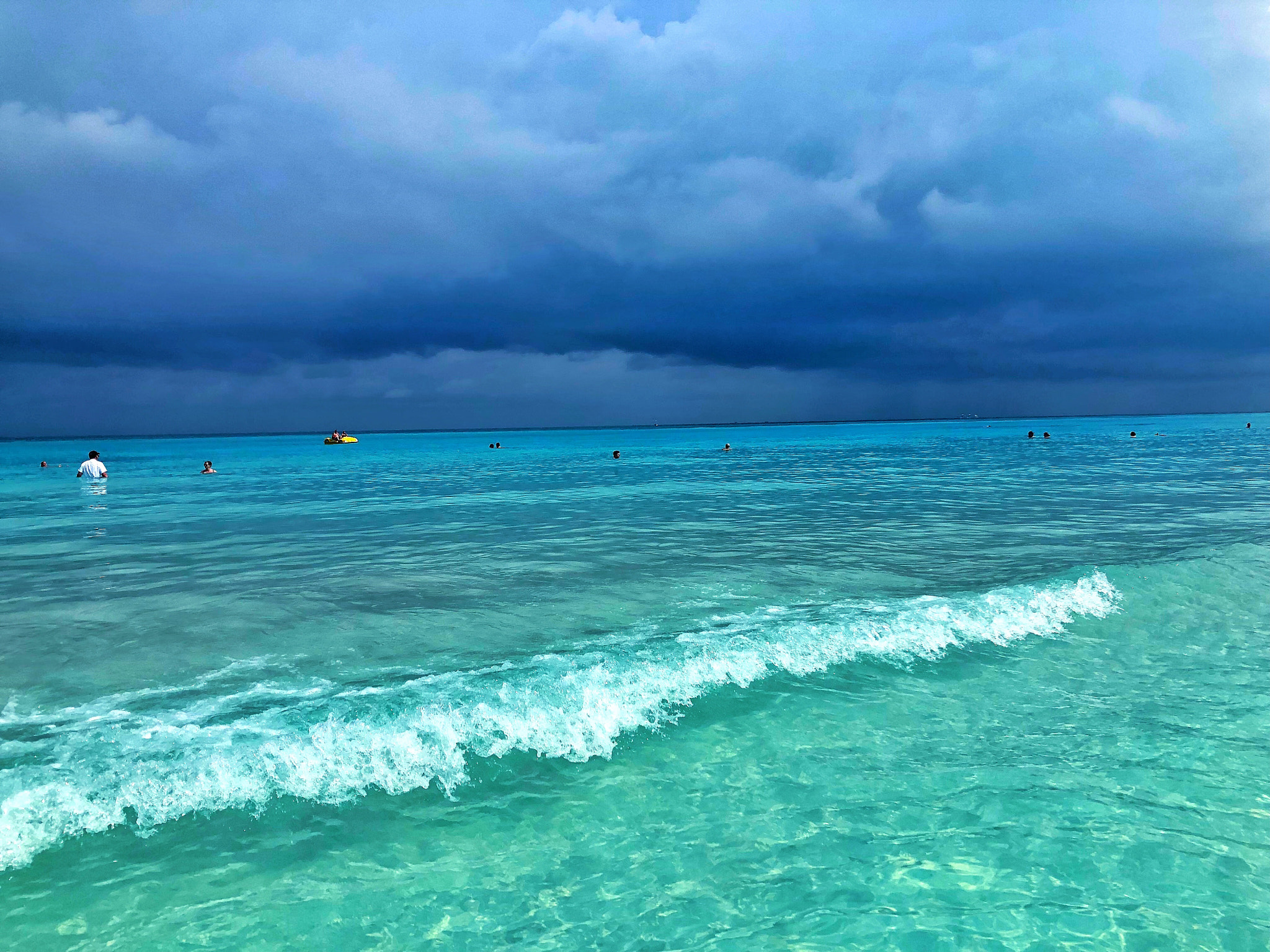Apple iPhone 8 sample photo. Atlantic varadero, cuba 2018 photography