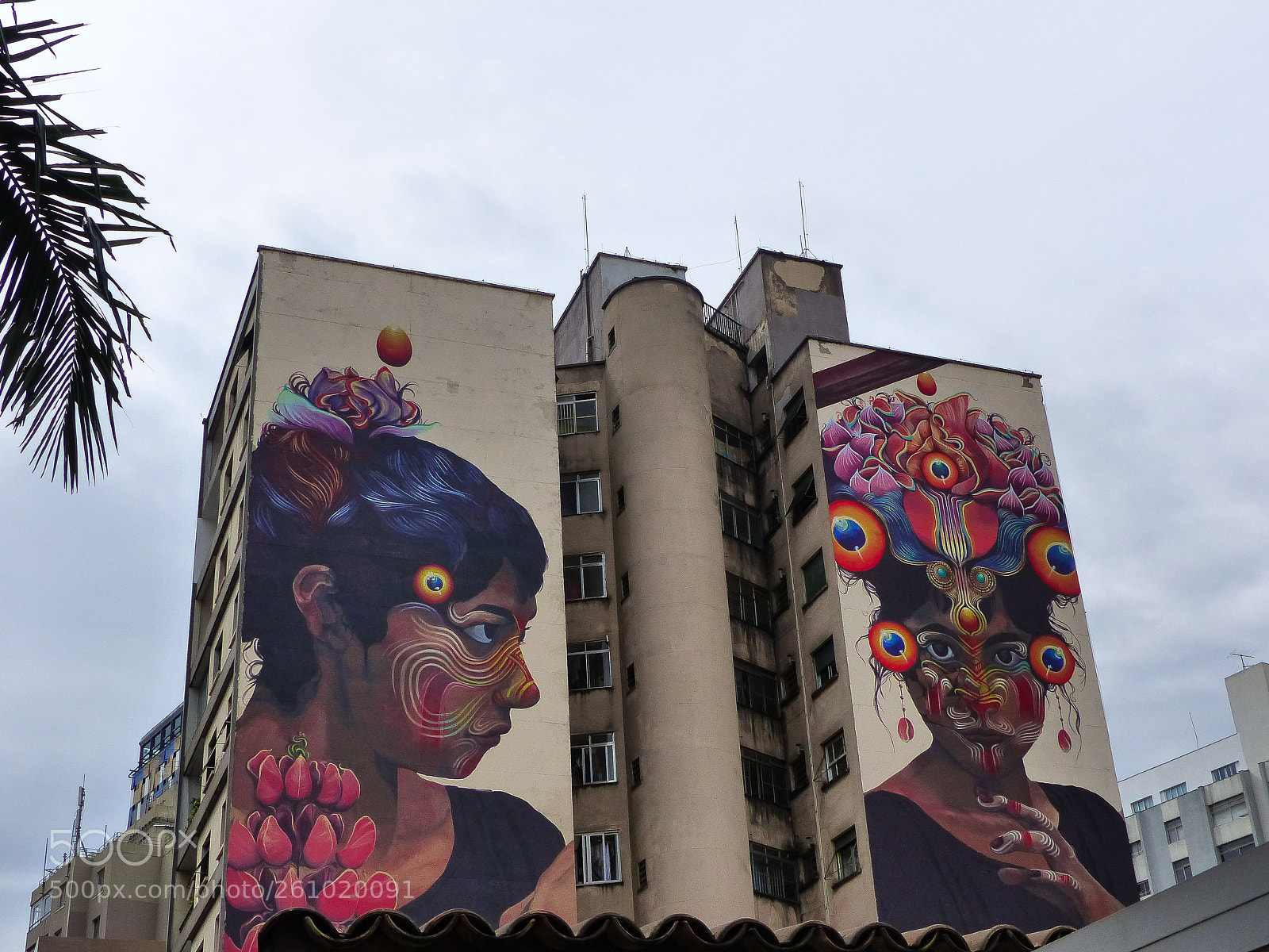 Panasonic Lumix DMC-FZ200 sample photo. Street art by gleo photography