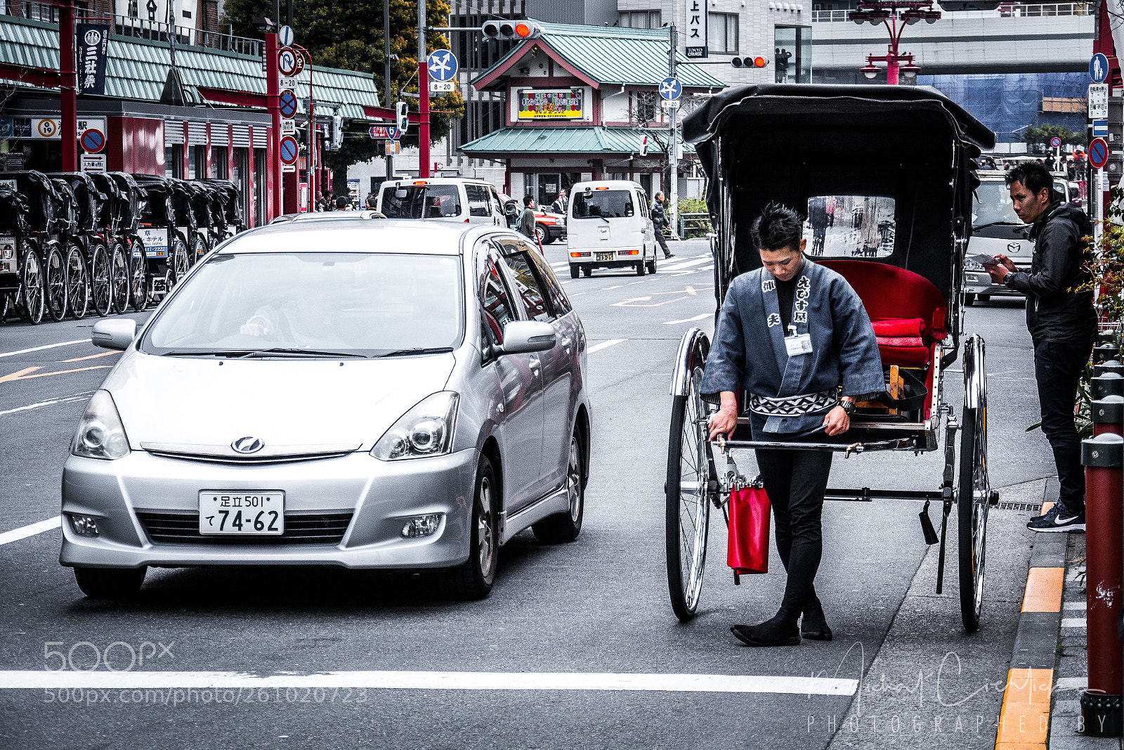 Nikon D5200 sample photo. Tokyo city of contrasts photography