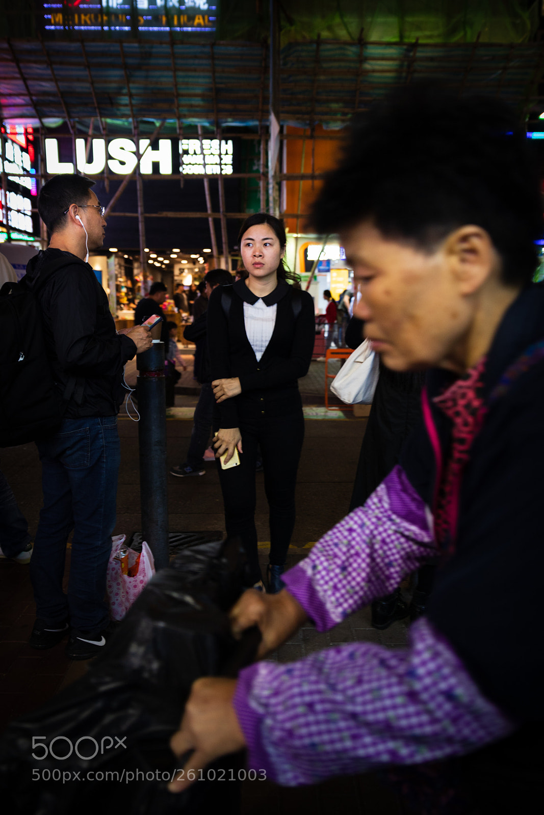Canon EOS 6D Mark II sample photo. Waiting photography