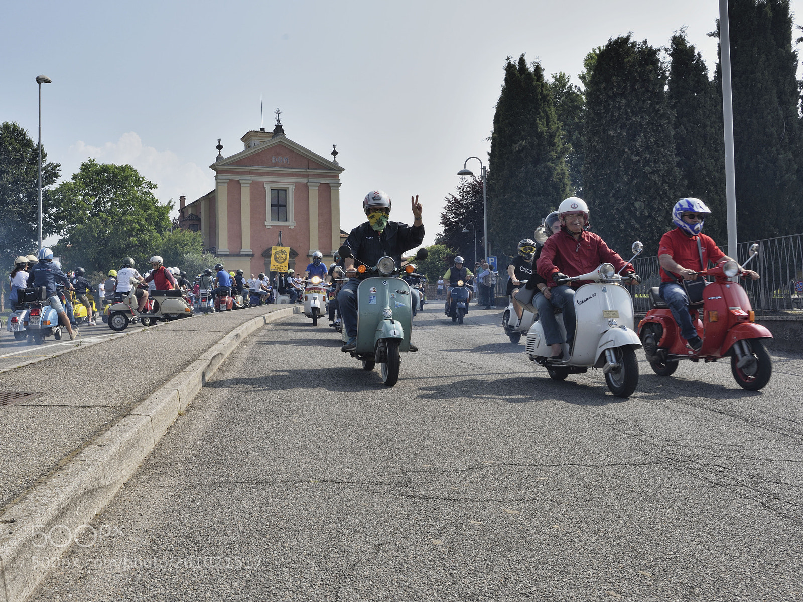Nikon D810 sample photo. Le vespe tornano a photography