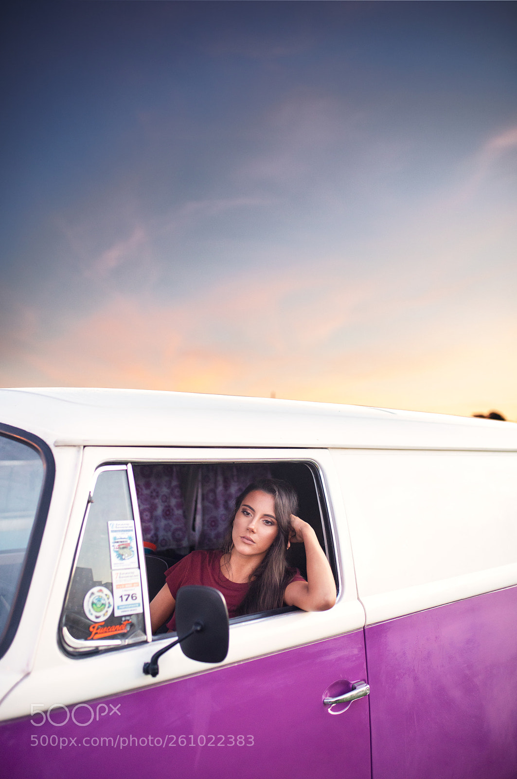 Canon EOS 5D Mark IV sample photo. Volkswagen van model photography