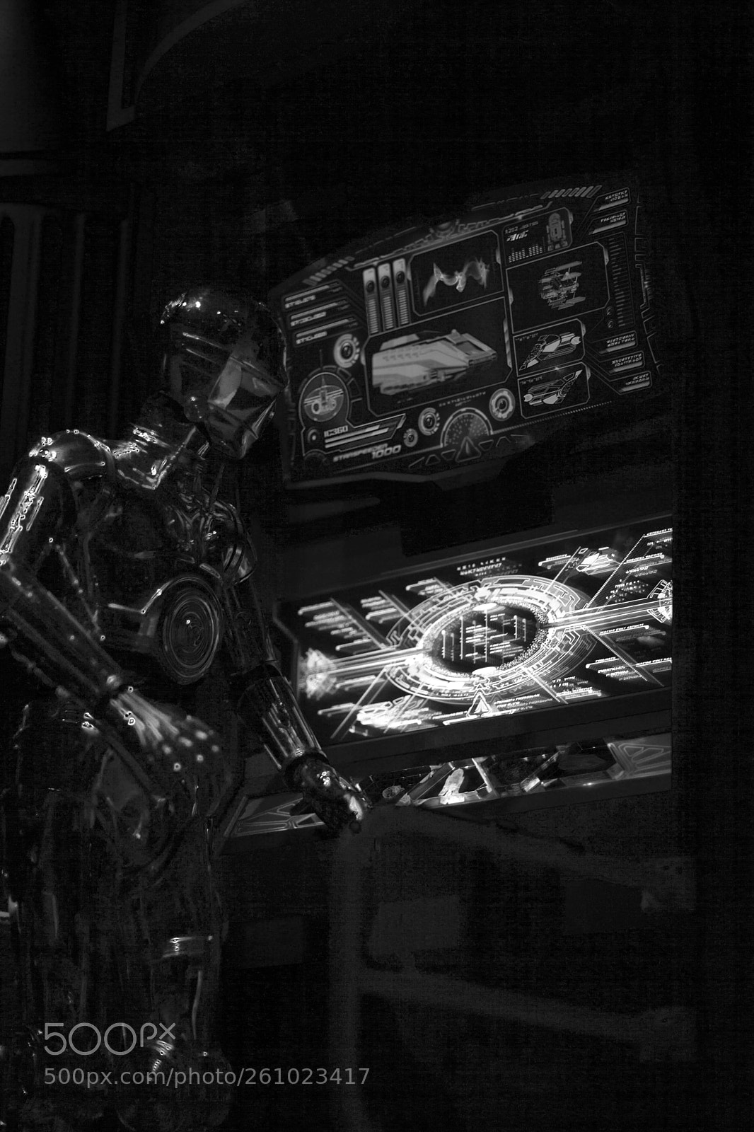 Canon EOS 5D Mark II sample photo. C-3po at control station photography
