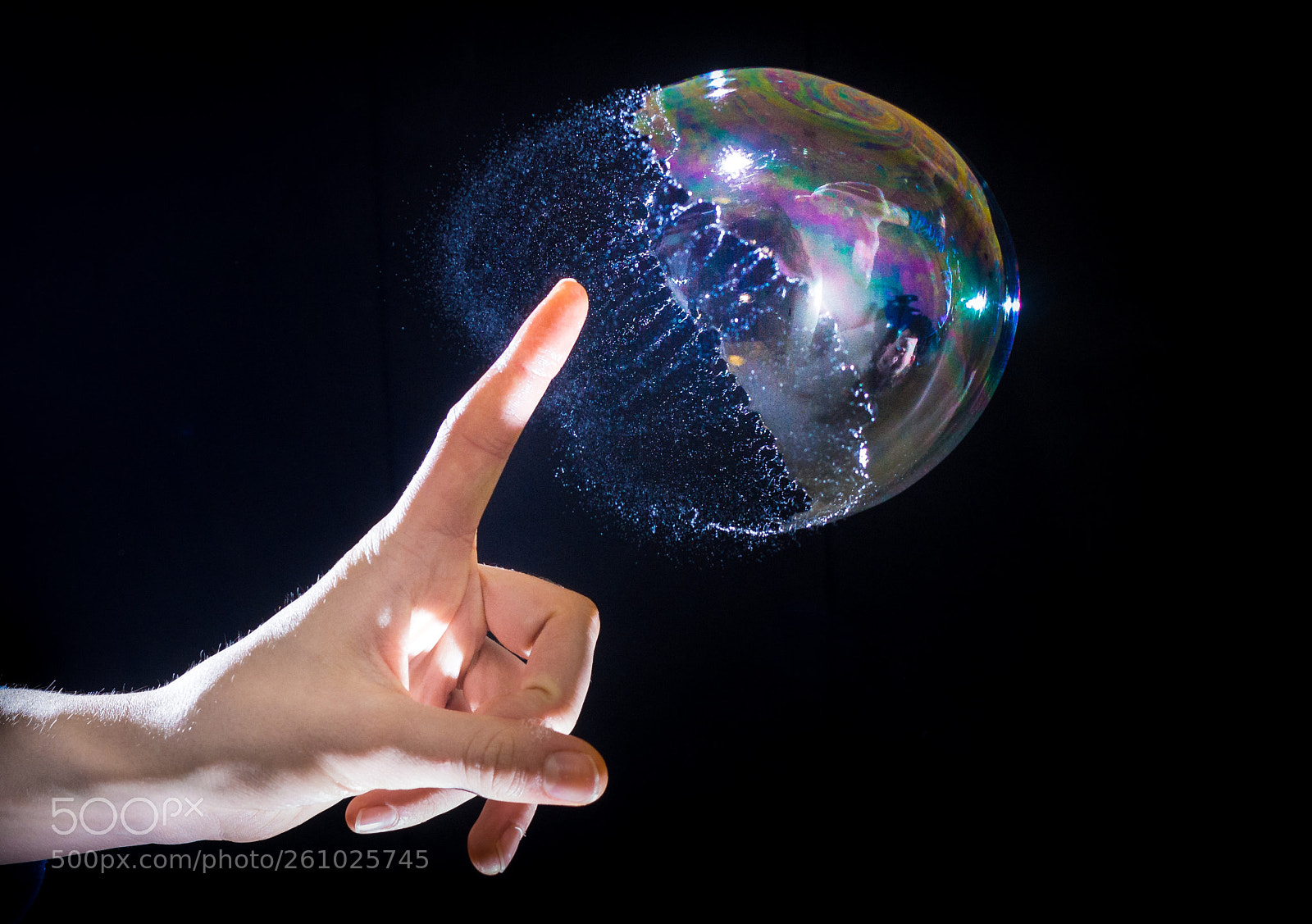 Canon EOS 700D (EOS Rebel T5i / EOS Kiss X7i) sample photo. Bubble pop photography