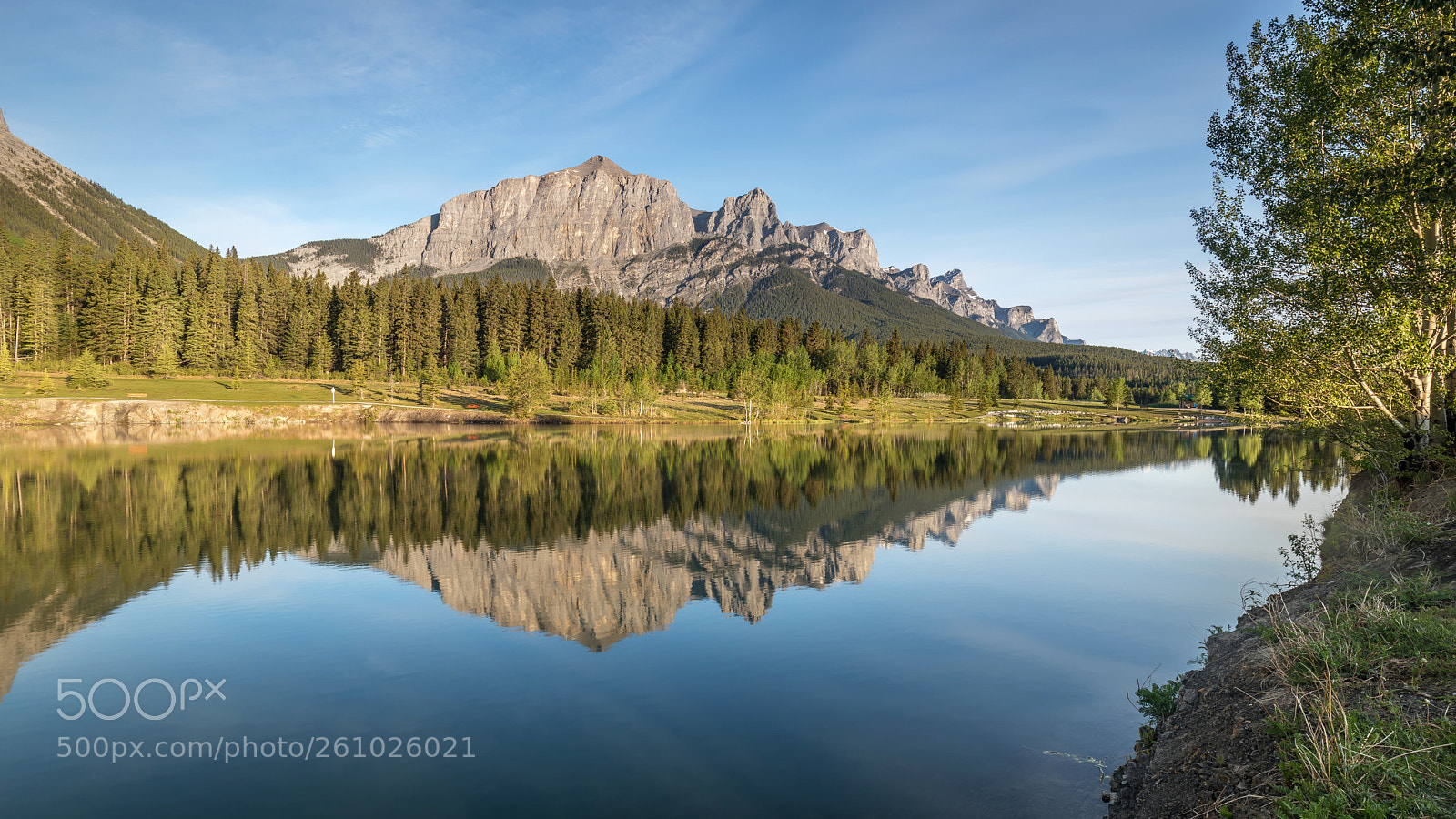 Canon EOS 5D Mark IV sample photo. Quarry lake reflection photography