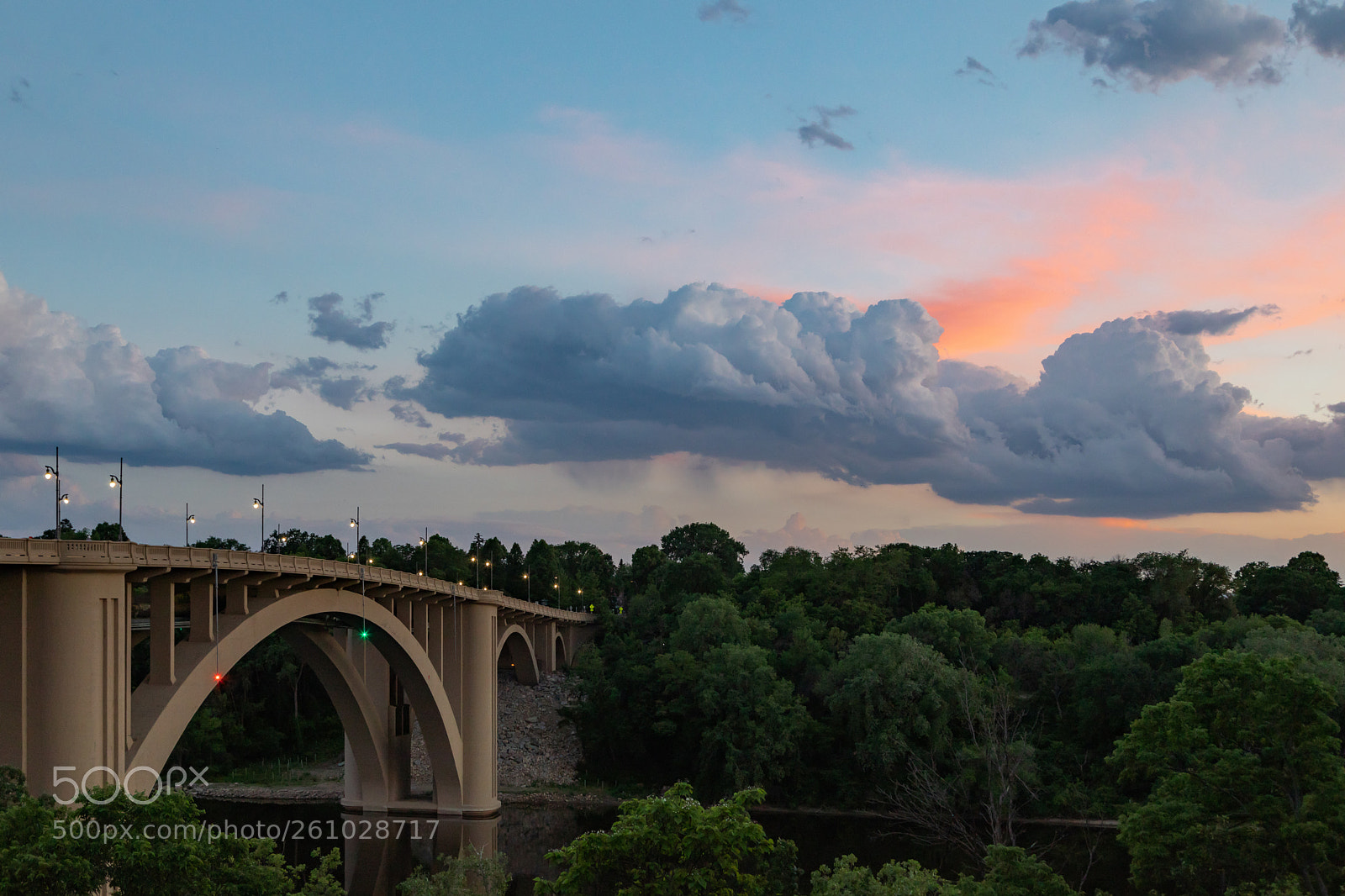 Canon EOS 5D Mark IV sample photo. Evening by the mississippi photography