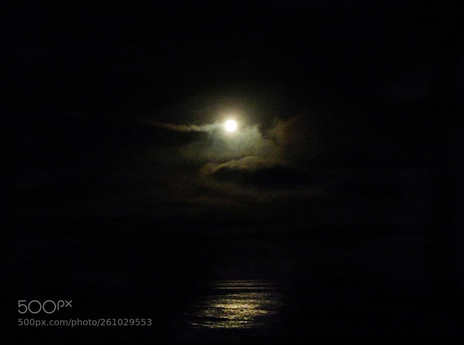 Panasonic Lumix DMC-FZ28 sample photo. Sea and moon photography