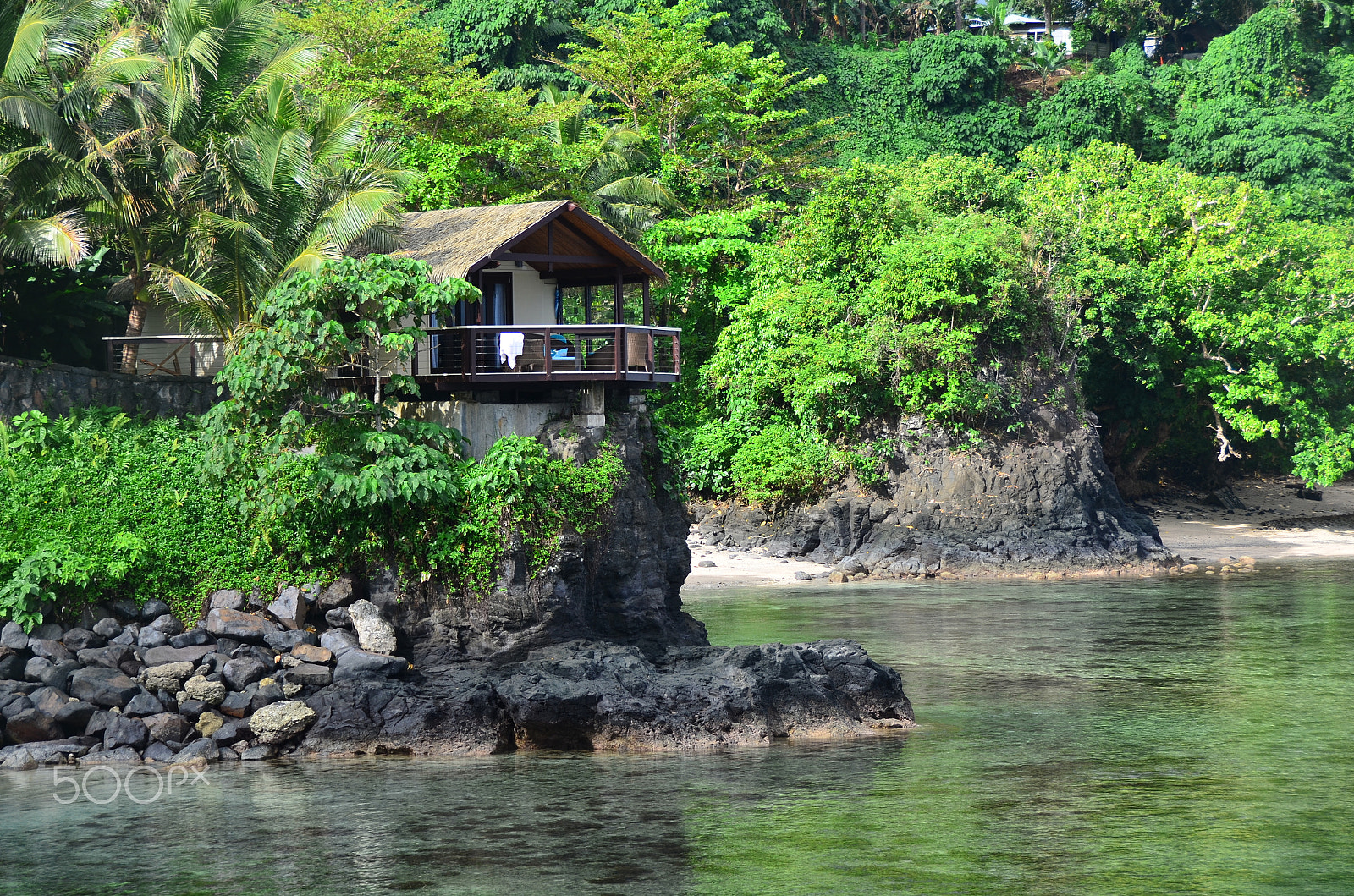 Nikon D7000 sample photo. Seabreeze resport.  south coast.  samoa. photography