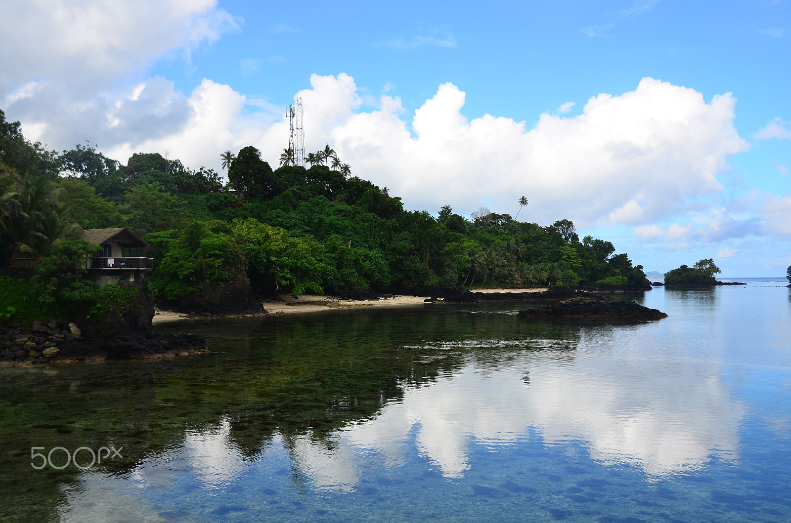 Nikon D7000 sample photo. Seabreeze resport.  south coast.  samoa. photography