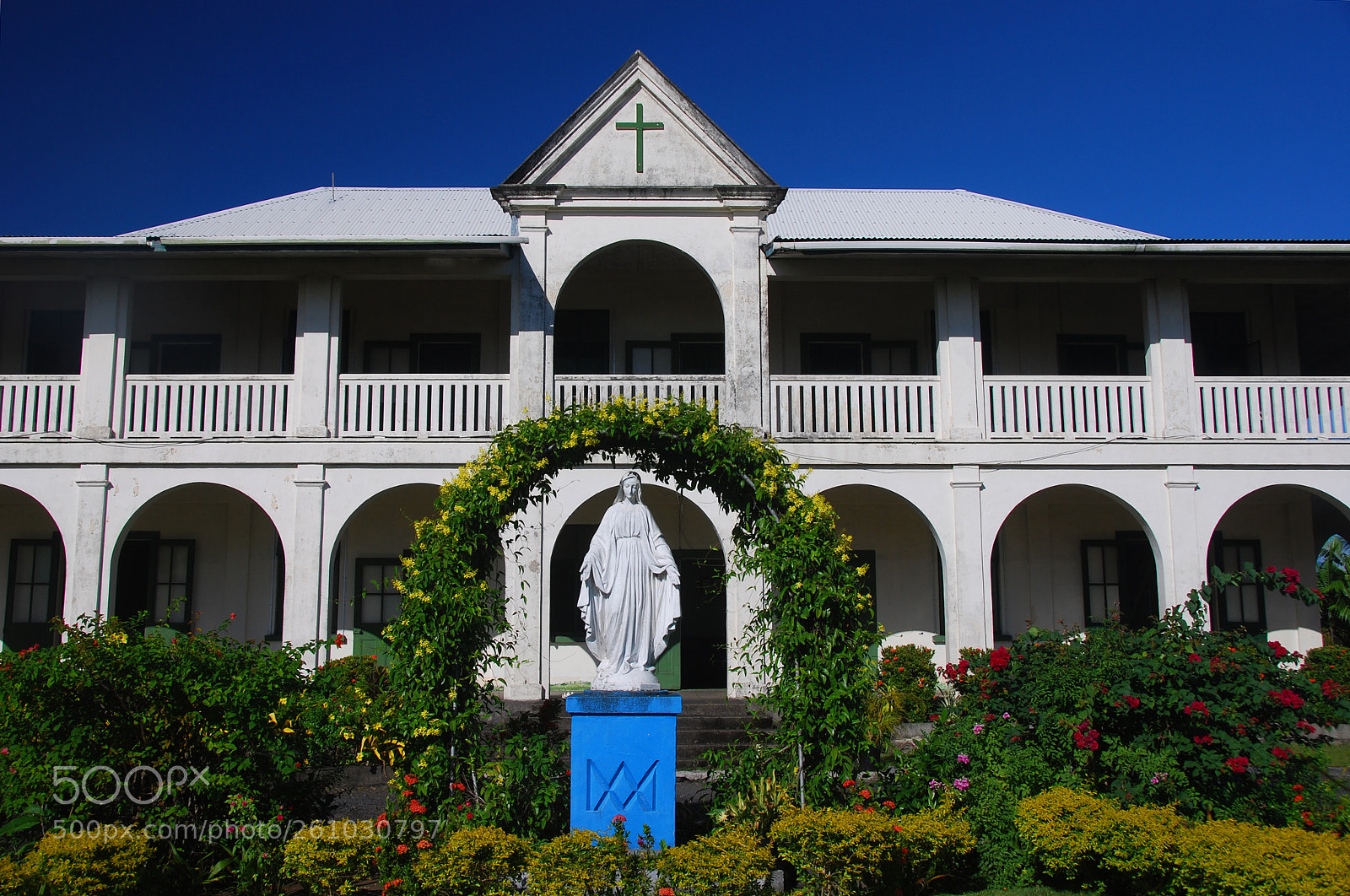 Nikon D80 sample photo. Convent.  apia.  samoa. photography