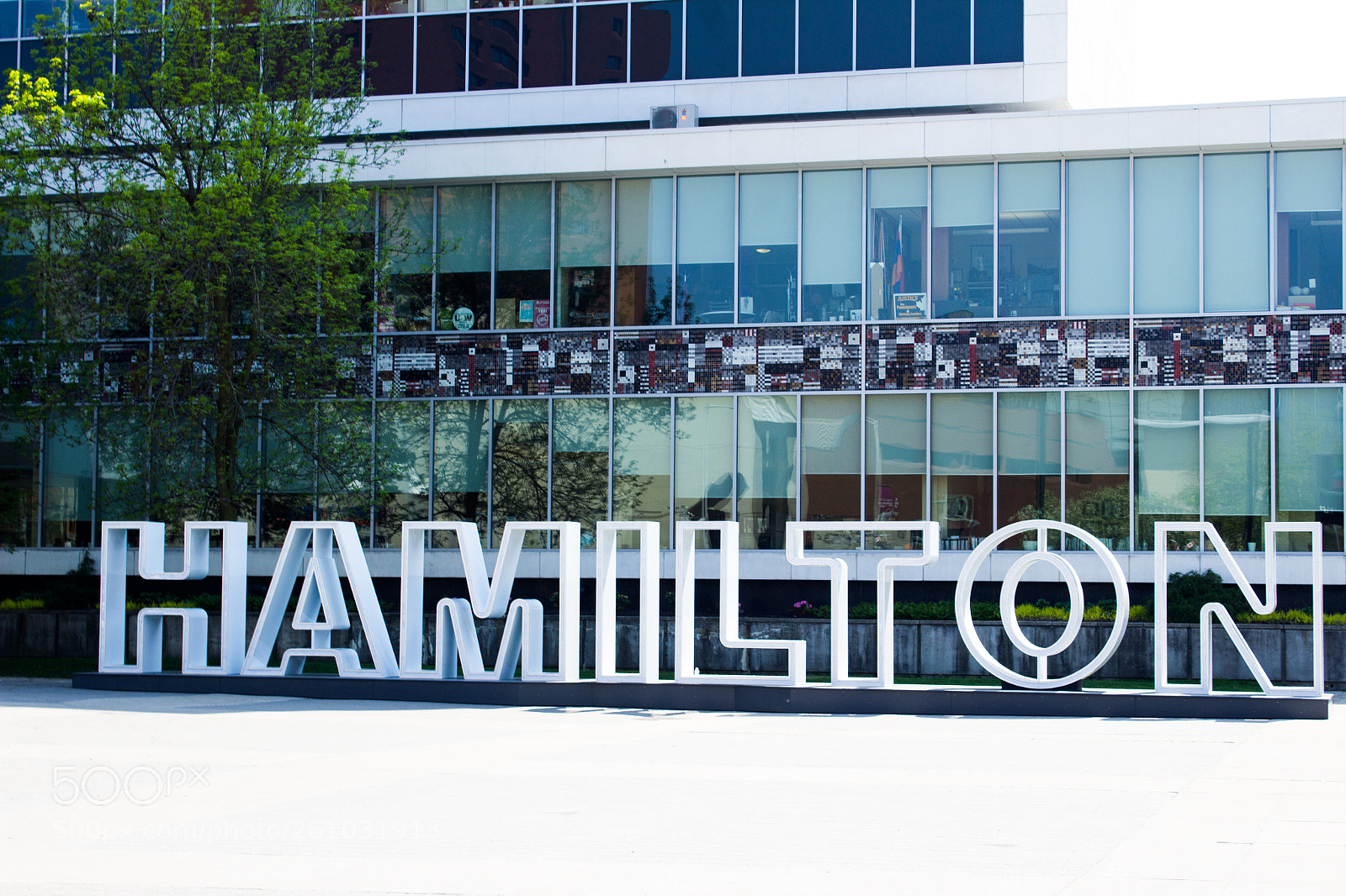 Canon EOS 1200D (EOS Rebel T5 / EOS Kiss X70 / EOS Hi) sample photo. Hamilton sign no watermark photography