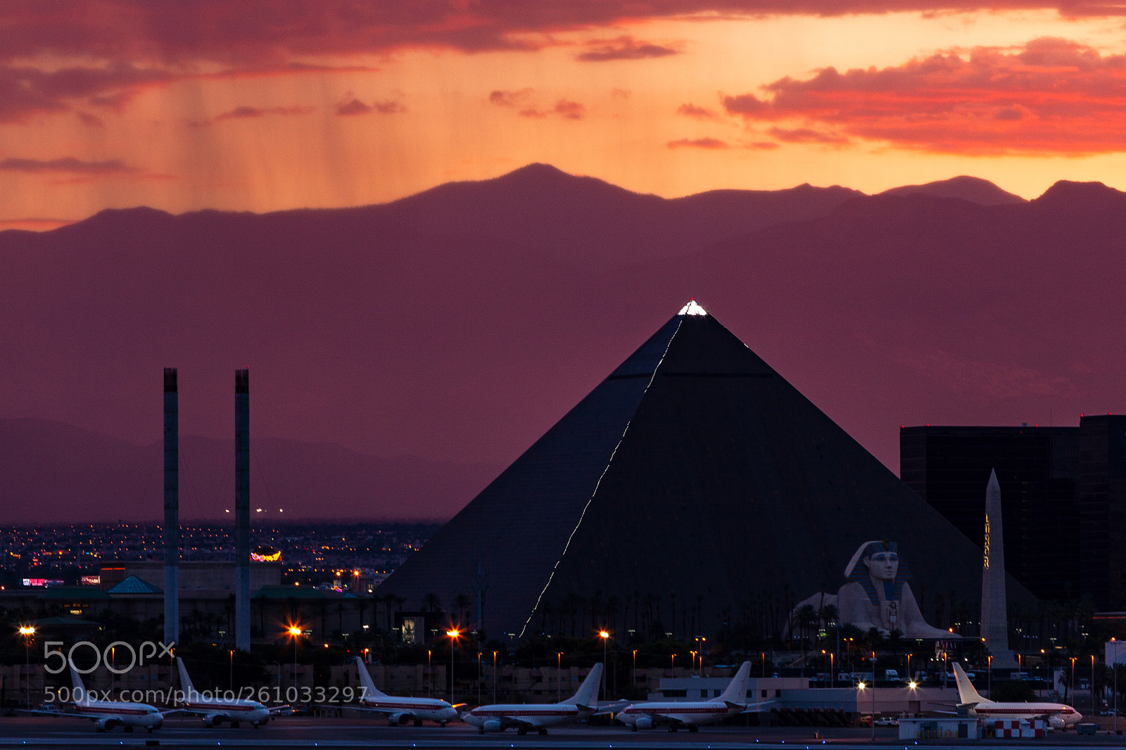 Canon EOS 5D Mark II sample photo. "just another non-existent terminal" photography