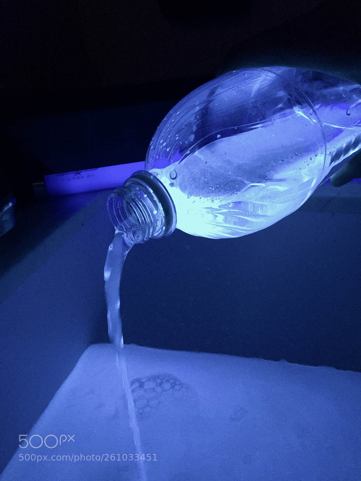 Apple iPhone 6 sample photo. Neon liquid photography