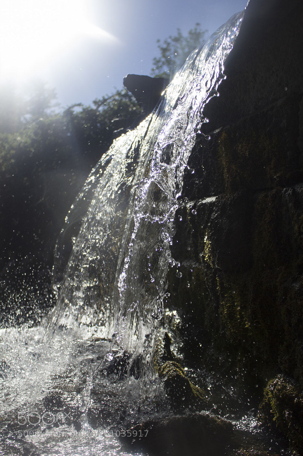 Canon EOS 1200D (EOS Rebel T5 / EOS Kiss X70 / EOS Hi) sample photo. Great big splash. photography