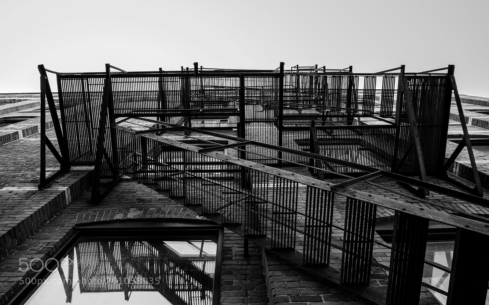 Fujifilm X-T10 sample photo. Les escaliers / the stairs photography